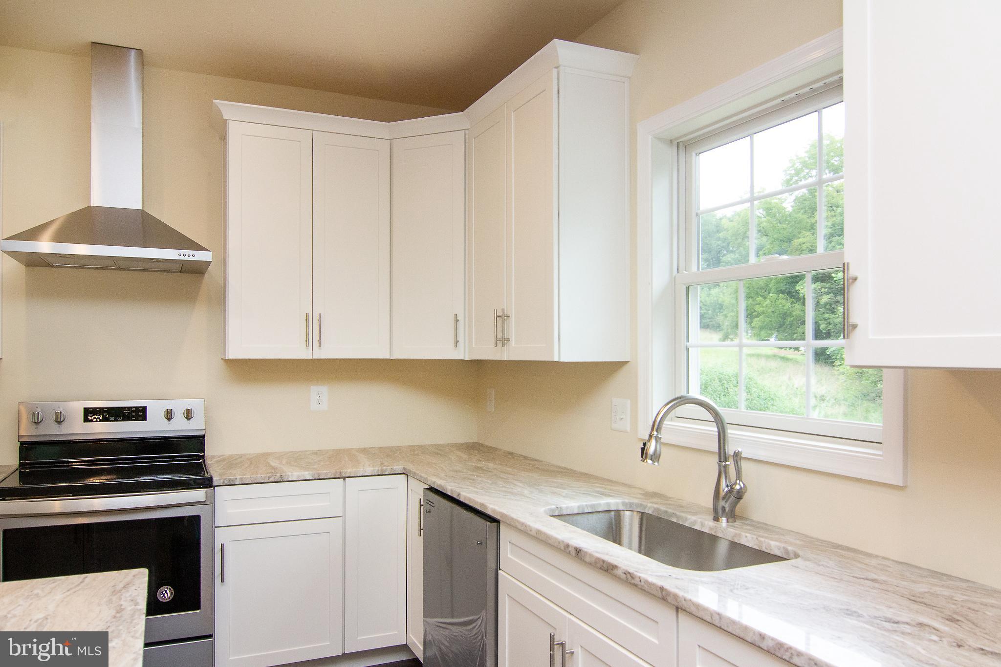 BLIZZARD HILL - Residential