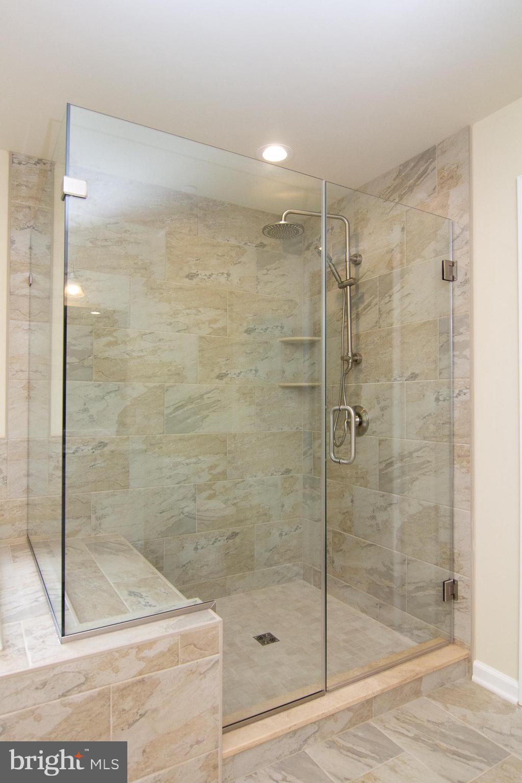 BLIZZARD HILL - Residential