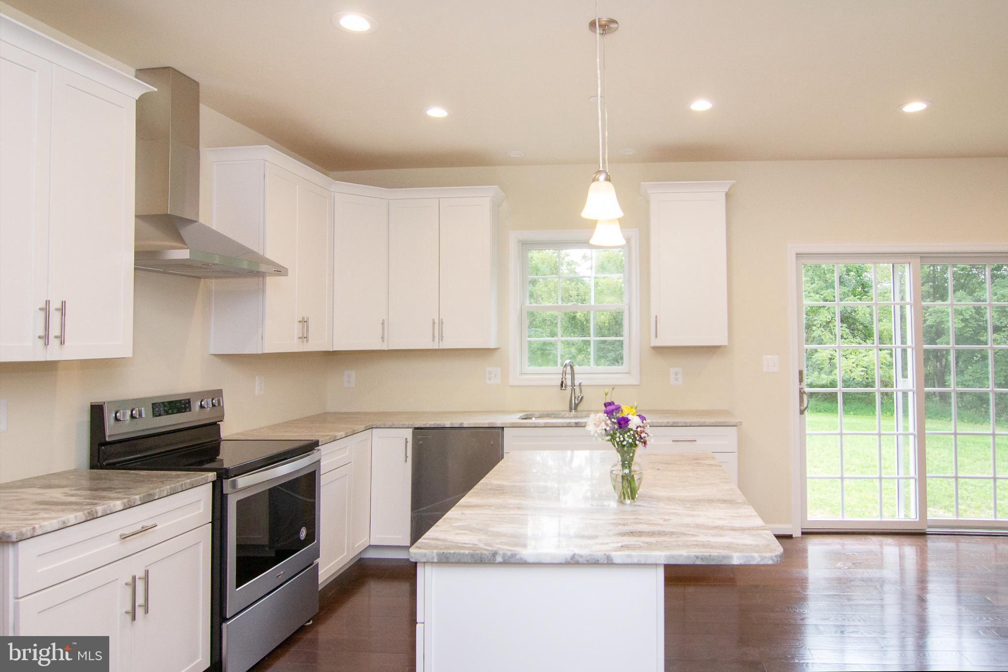 BLIZZARD HILL - Residential