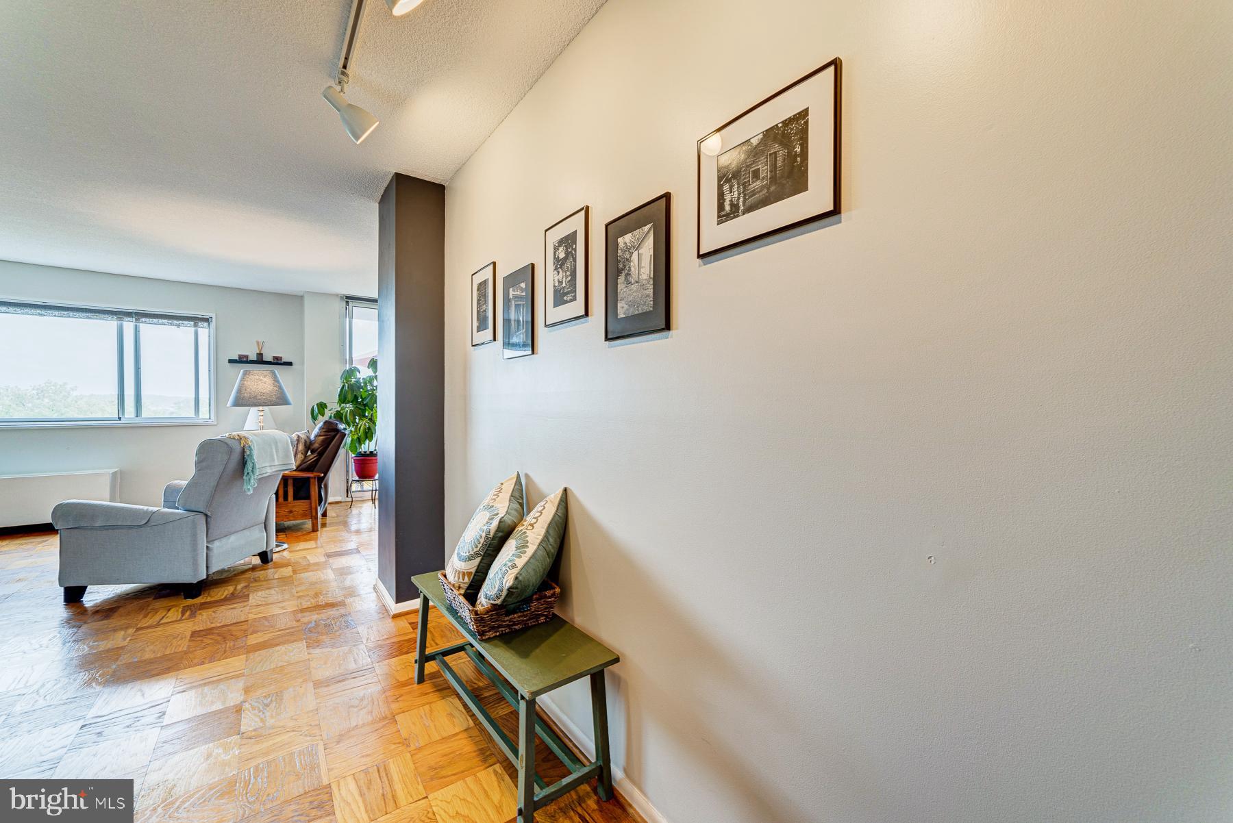 HUNTINGTON CLUB - Residential