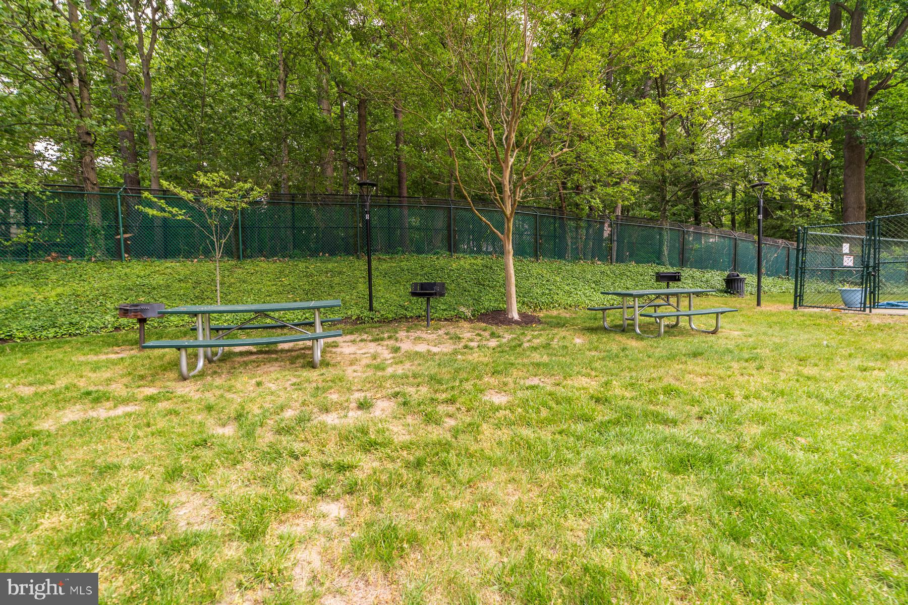 HUNTINGTON CLUB - Residential