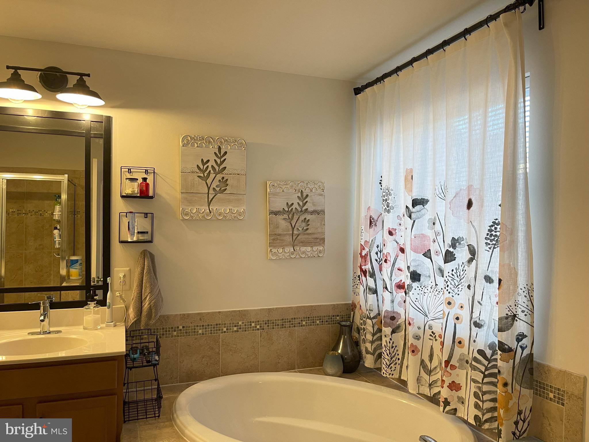 COLONIAL FORGE - Residential Lease