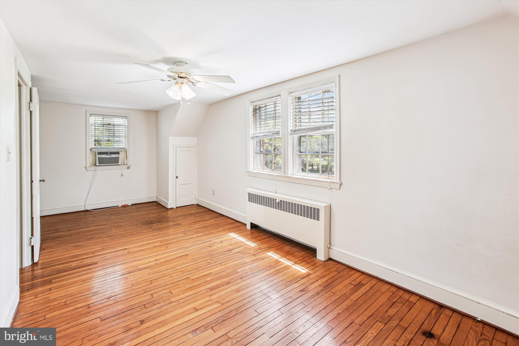 ACADEMY MANOR - Residential