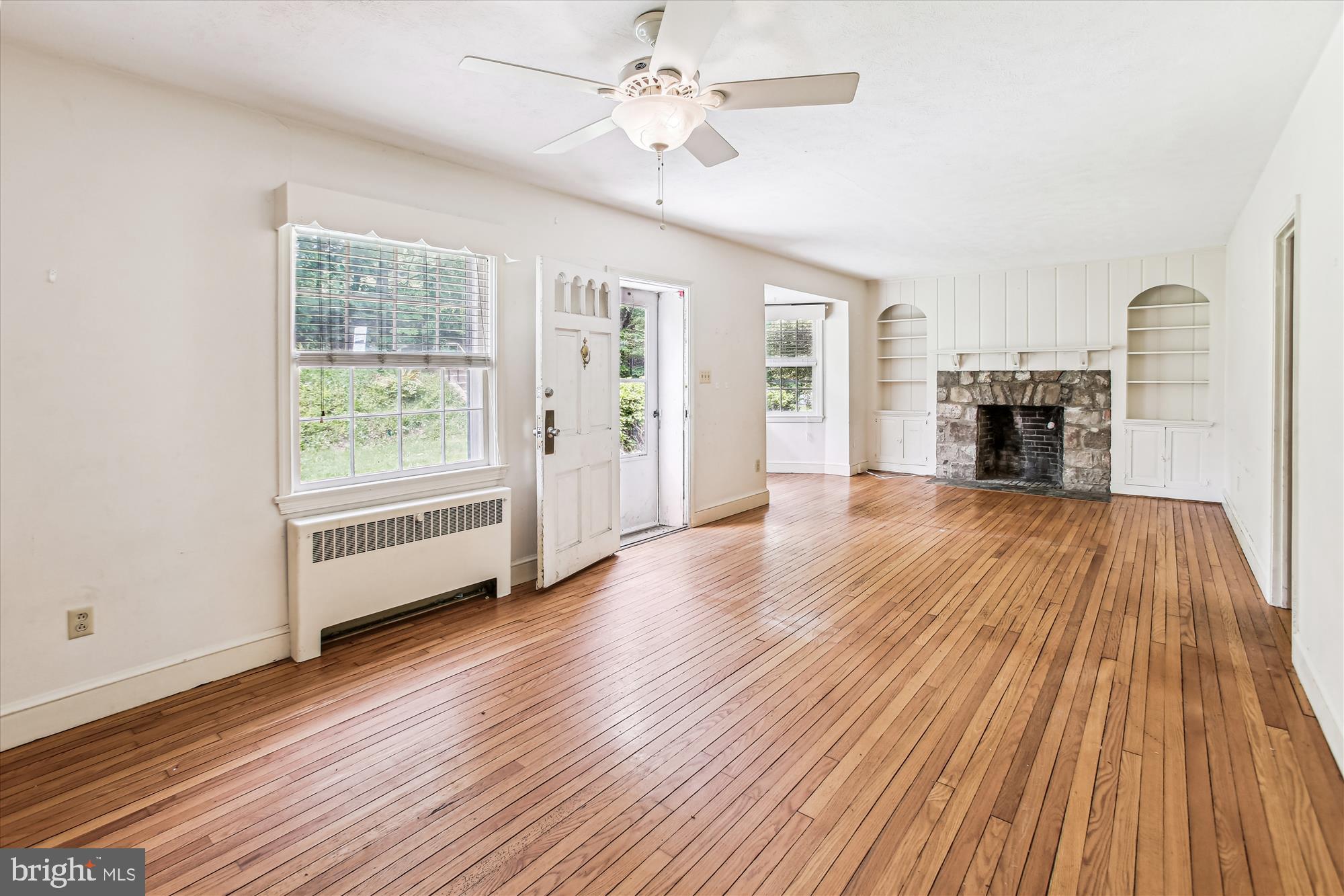 ACADEMY MANOR - Residential