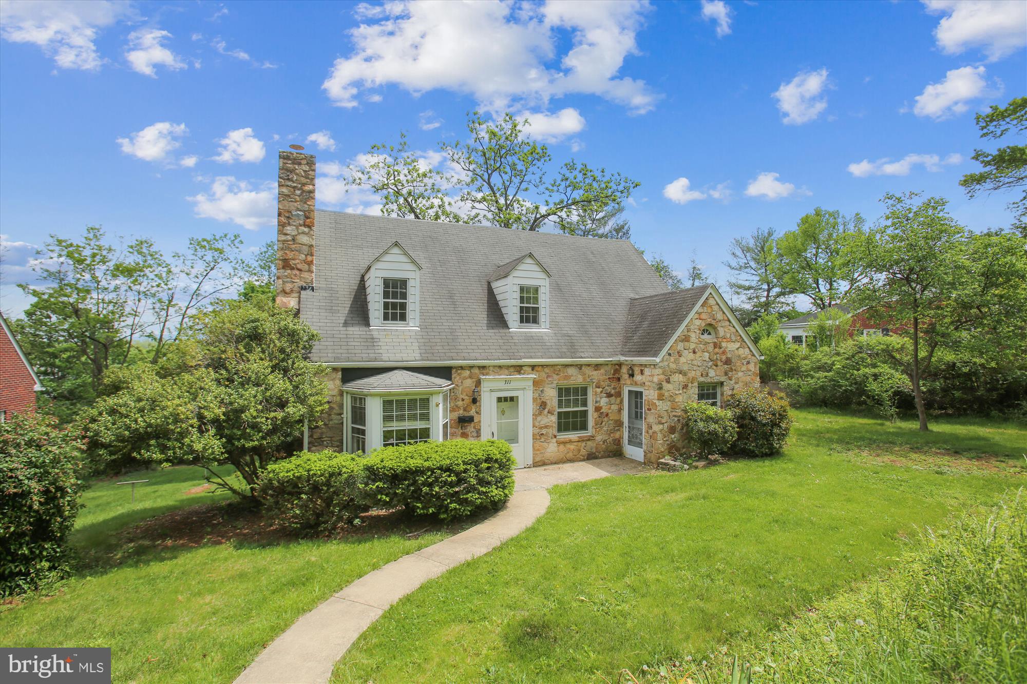 ACADEMY MANOR - Residential