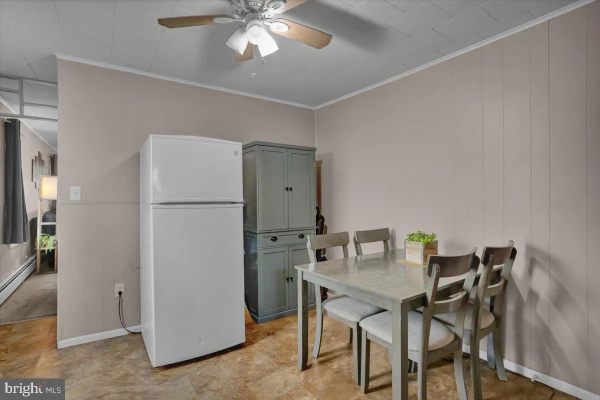 Hamburg, Pennsylvania 19526, United States, 3 Bedrooms Bedrooms, ,2 BathroomsBathrooms,Residential,Pending,115402