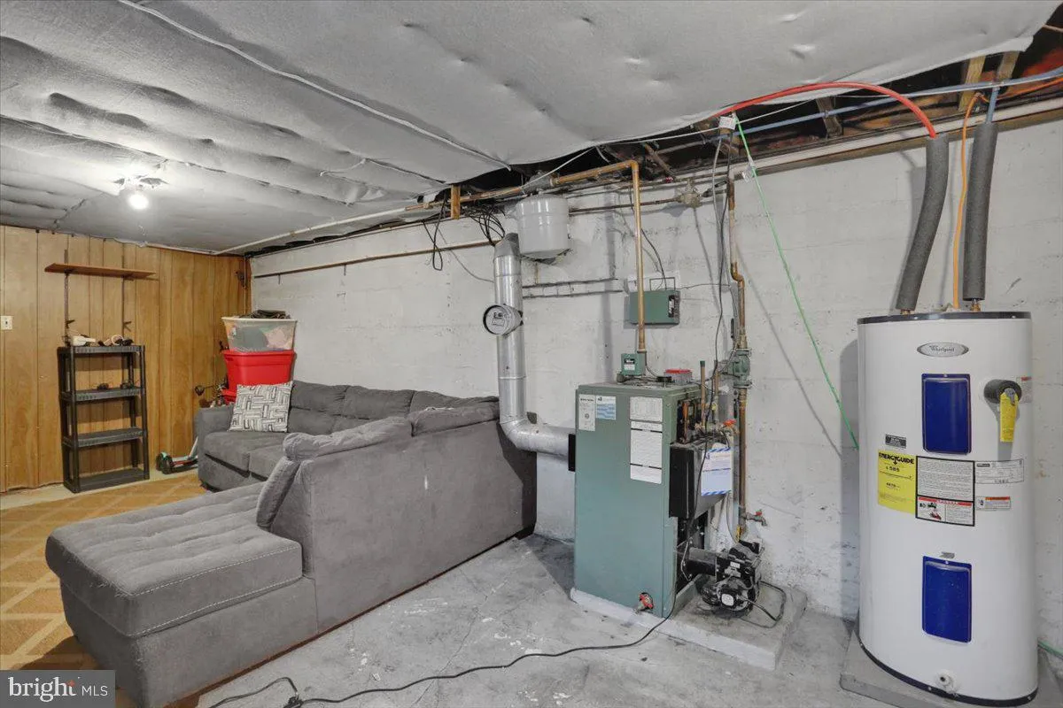 Hamburg, Pennsylvania 19526, United States, 3 Bedrooms Bedrooms, ,2 BathroomsBathrooms,Residential,Pending,115402