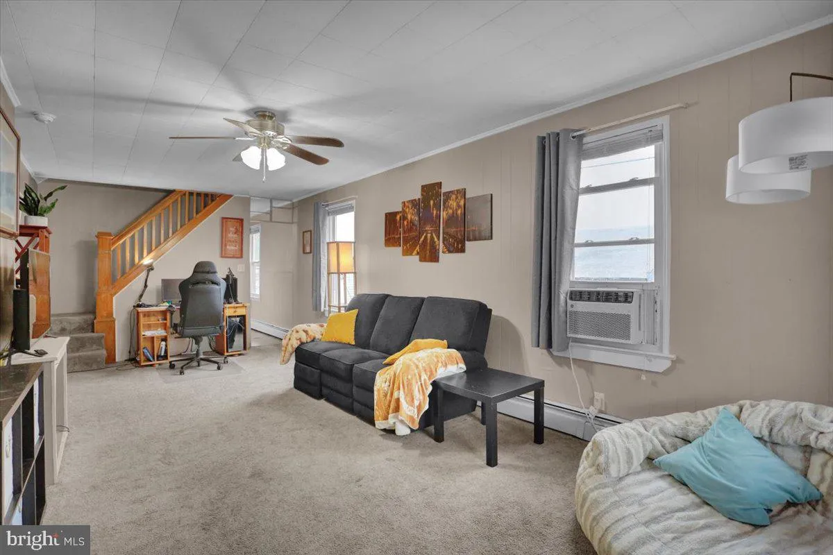 Hamburg, Pennsylvania 19526, United States, 3 Bedrooms Bedrooms, ,2 BathroomsBathrooms,Residential,Pending,115402