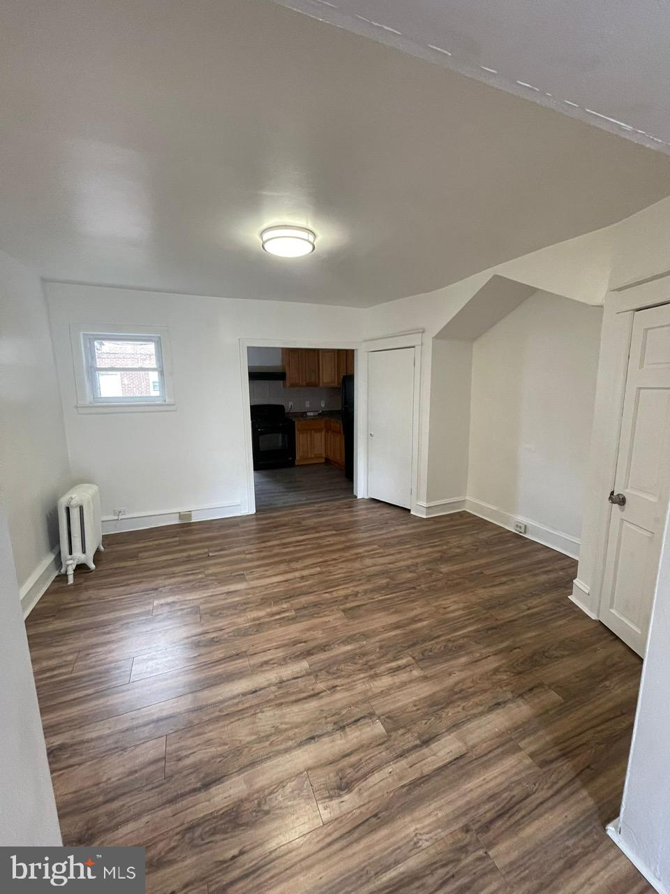 OXFORD CIRCLE - Residential