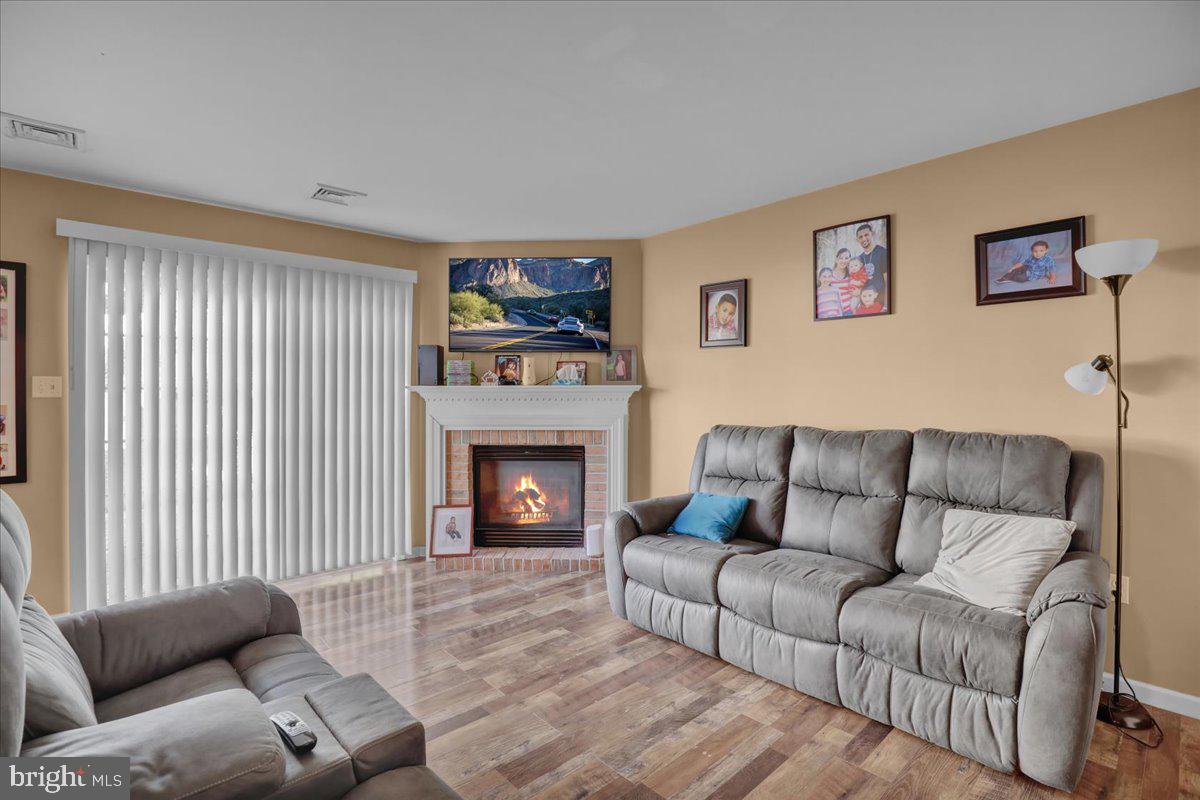 EAGLE VIEW ESTATES - Residential