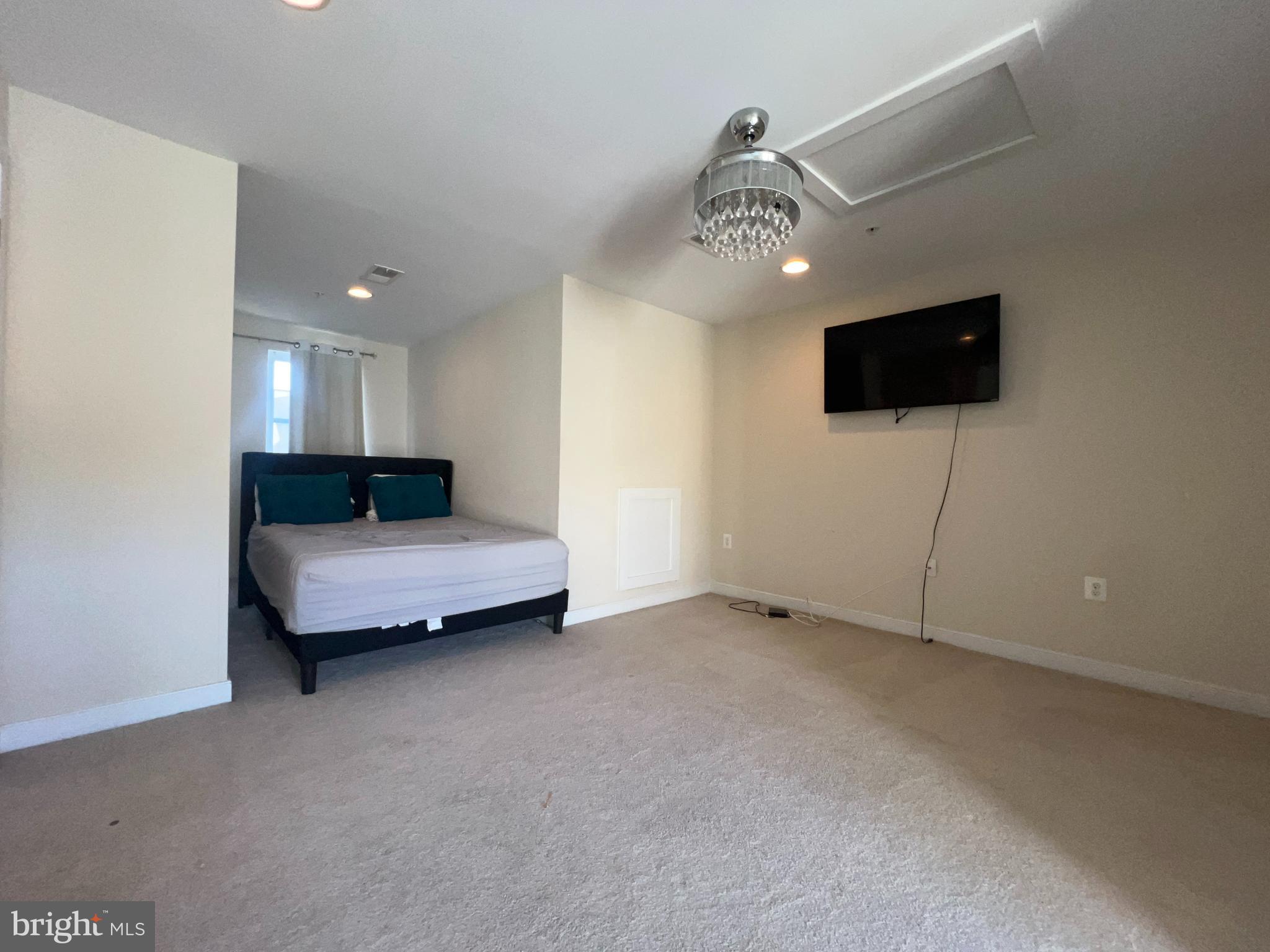 TOWSON - Residential