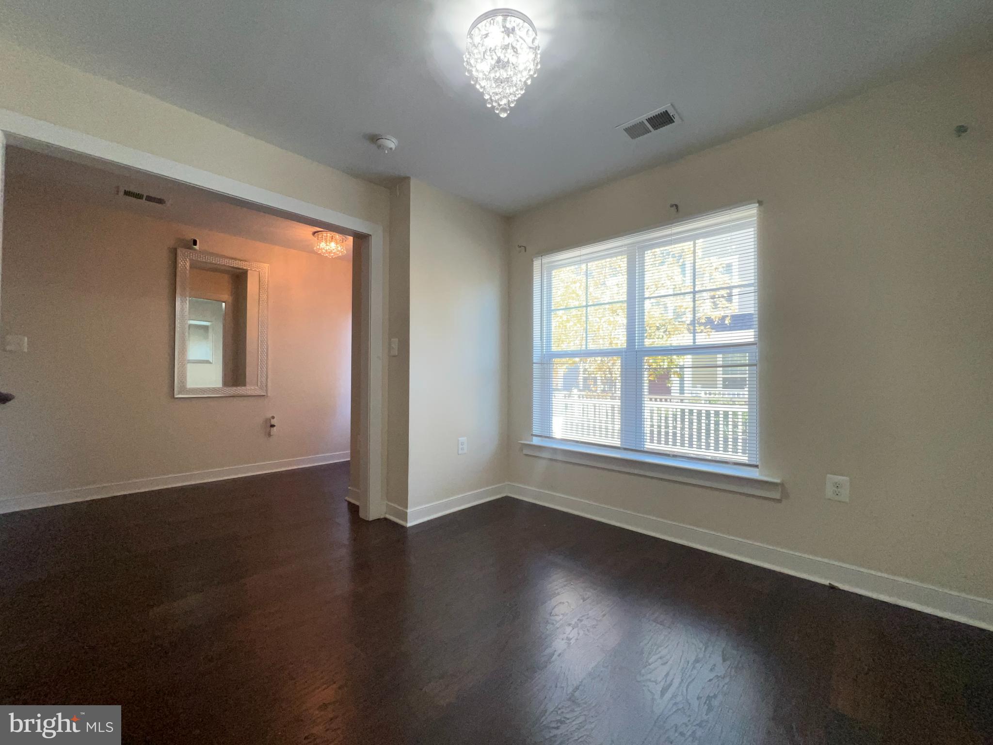 TOWSON - Residential