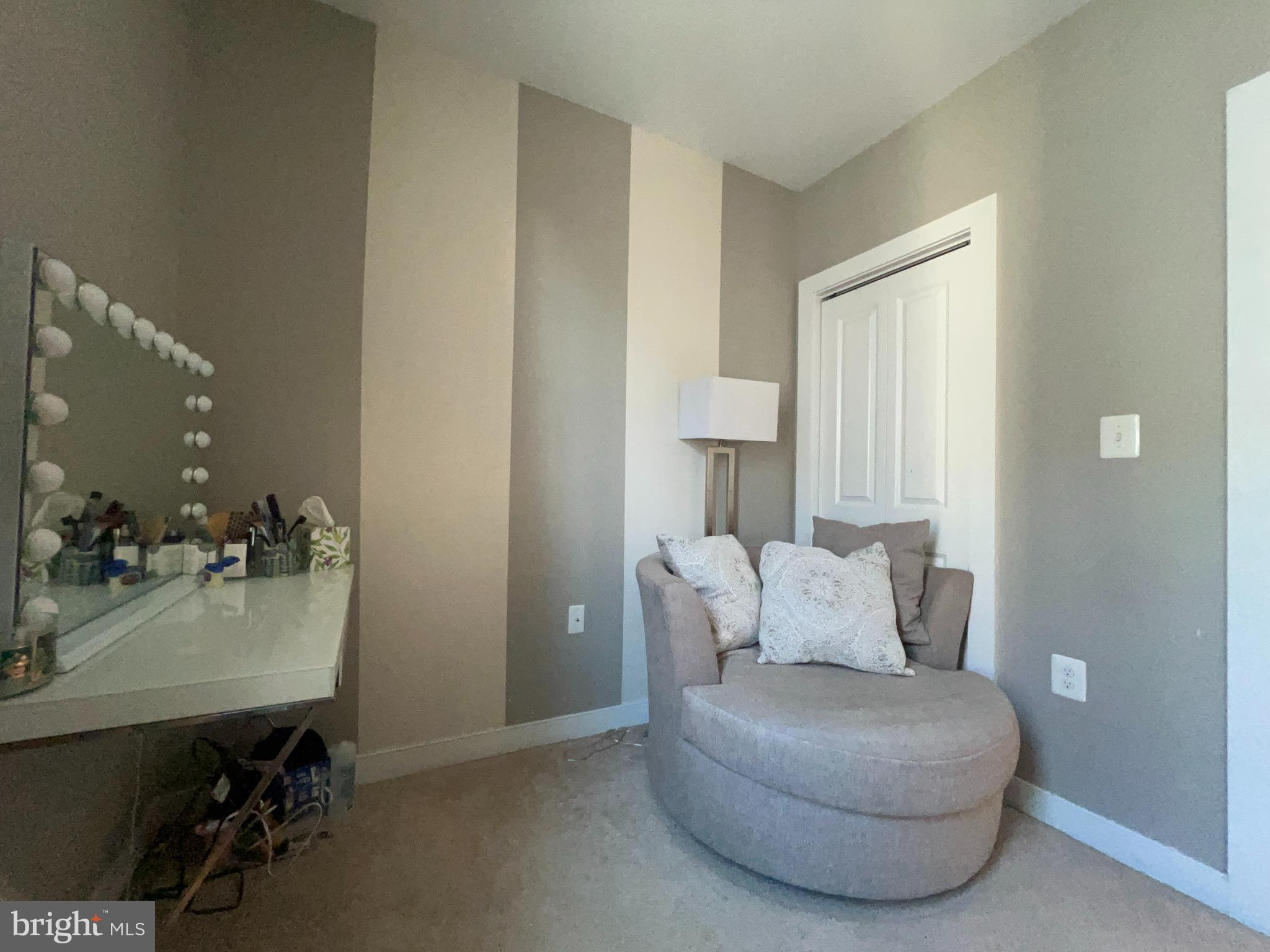 TOWSON - Residential