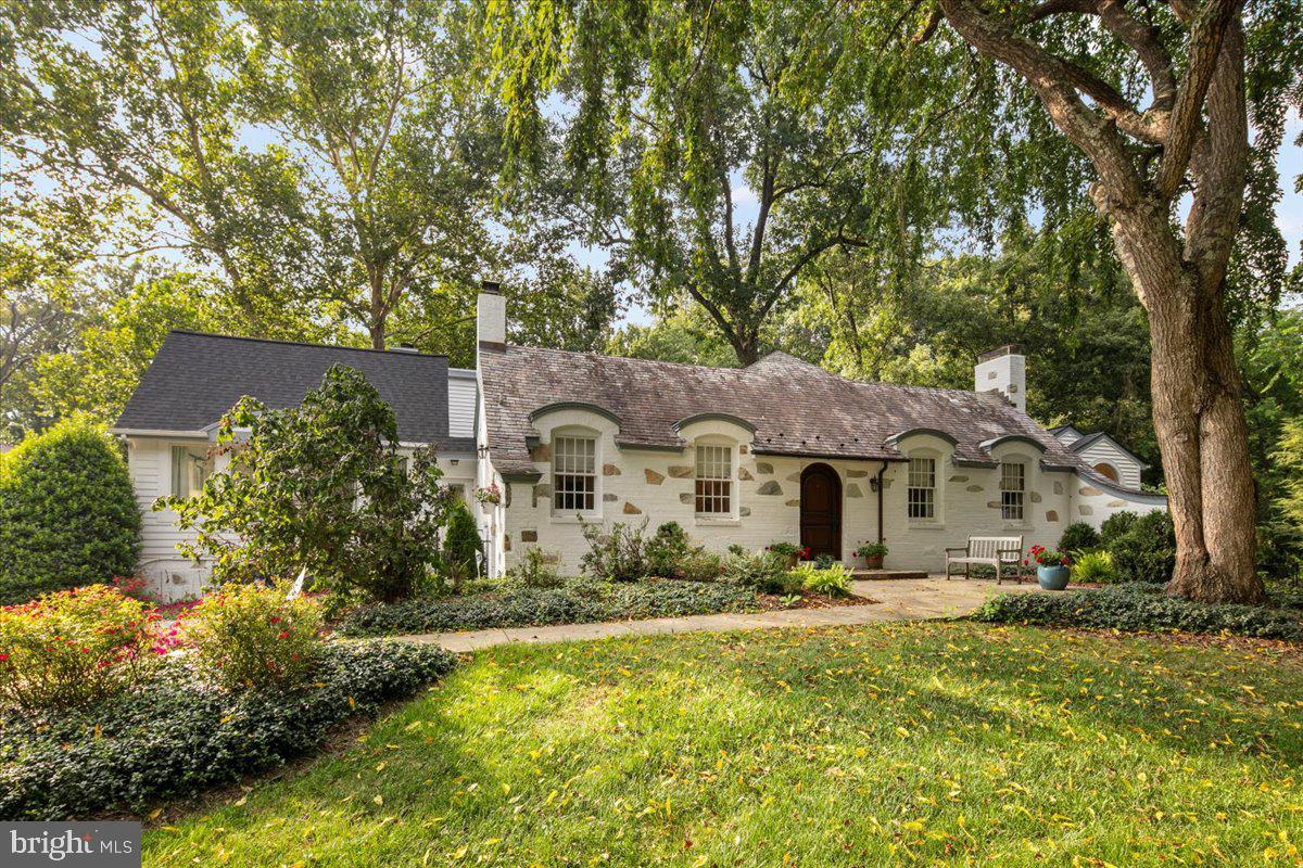 7058 IDYLWOOD ROAD