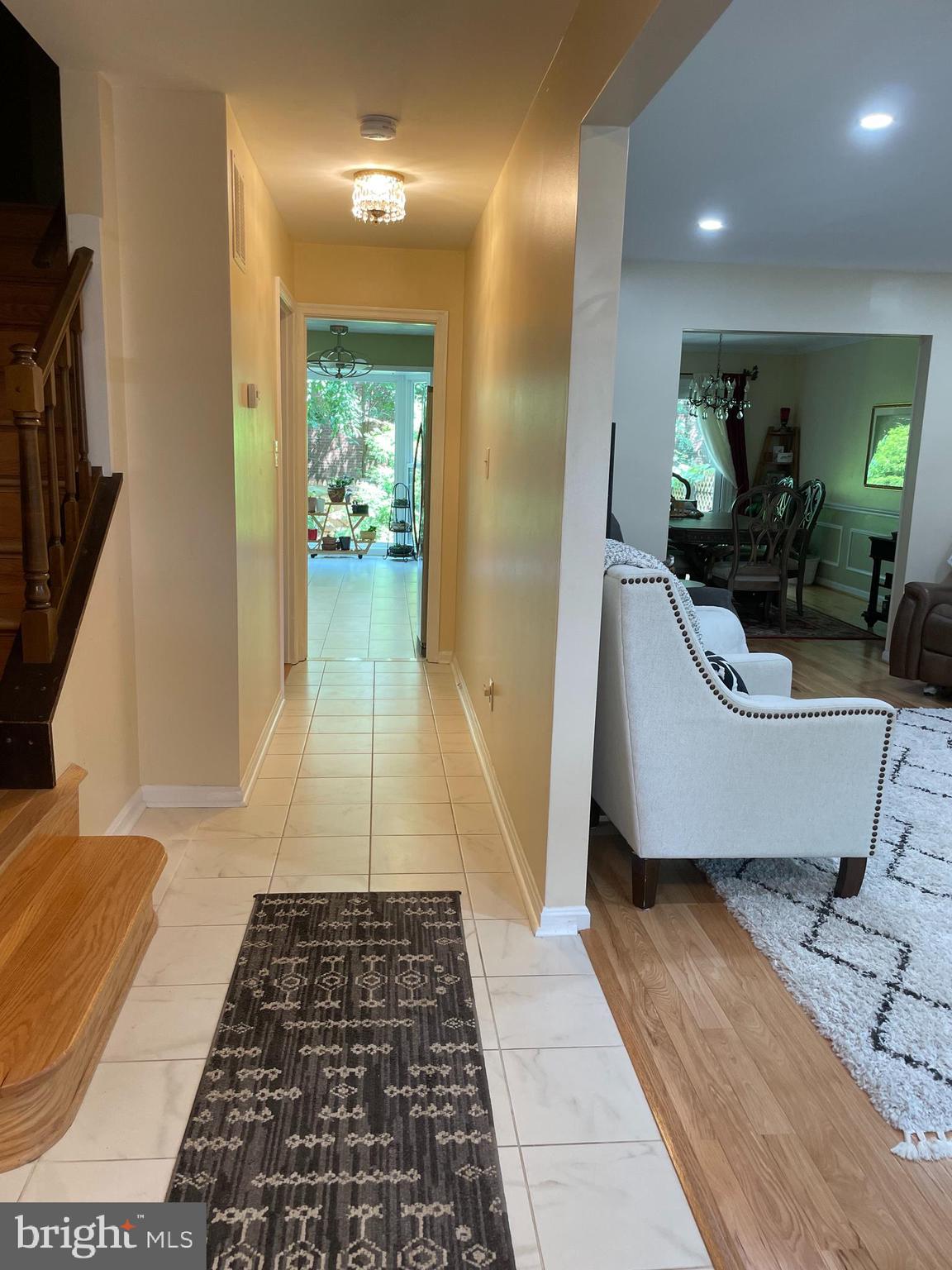 6414 SEVEN OAKS COURT