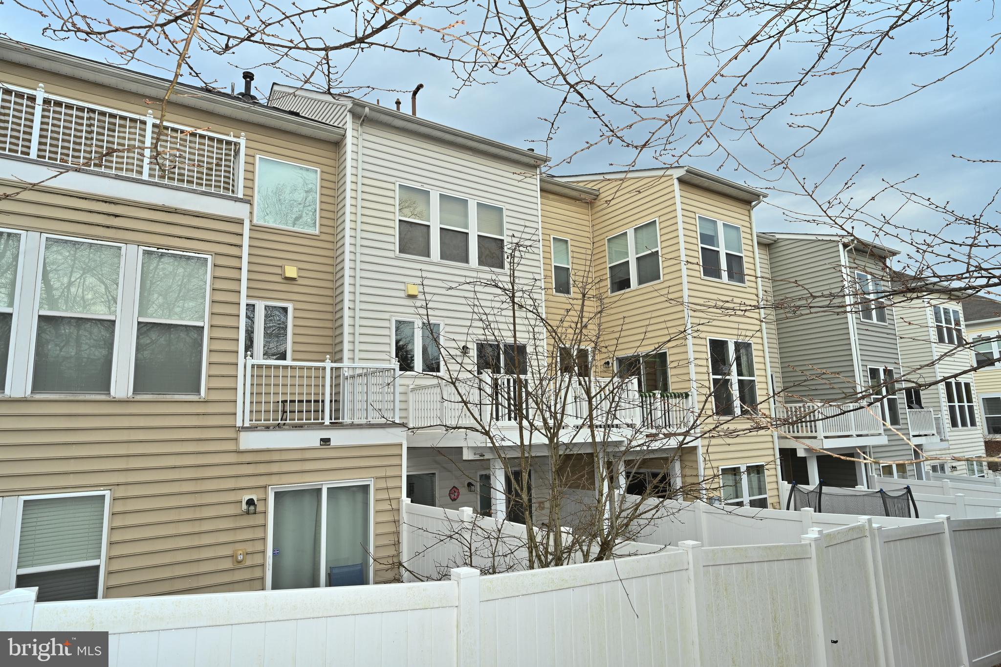 BRAMBLETON - Residential Lease