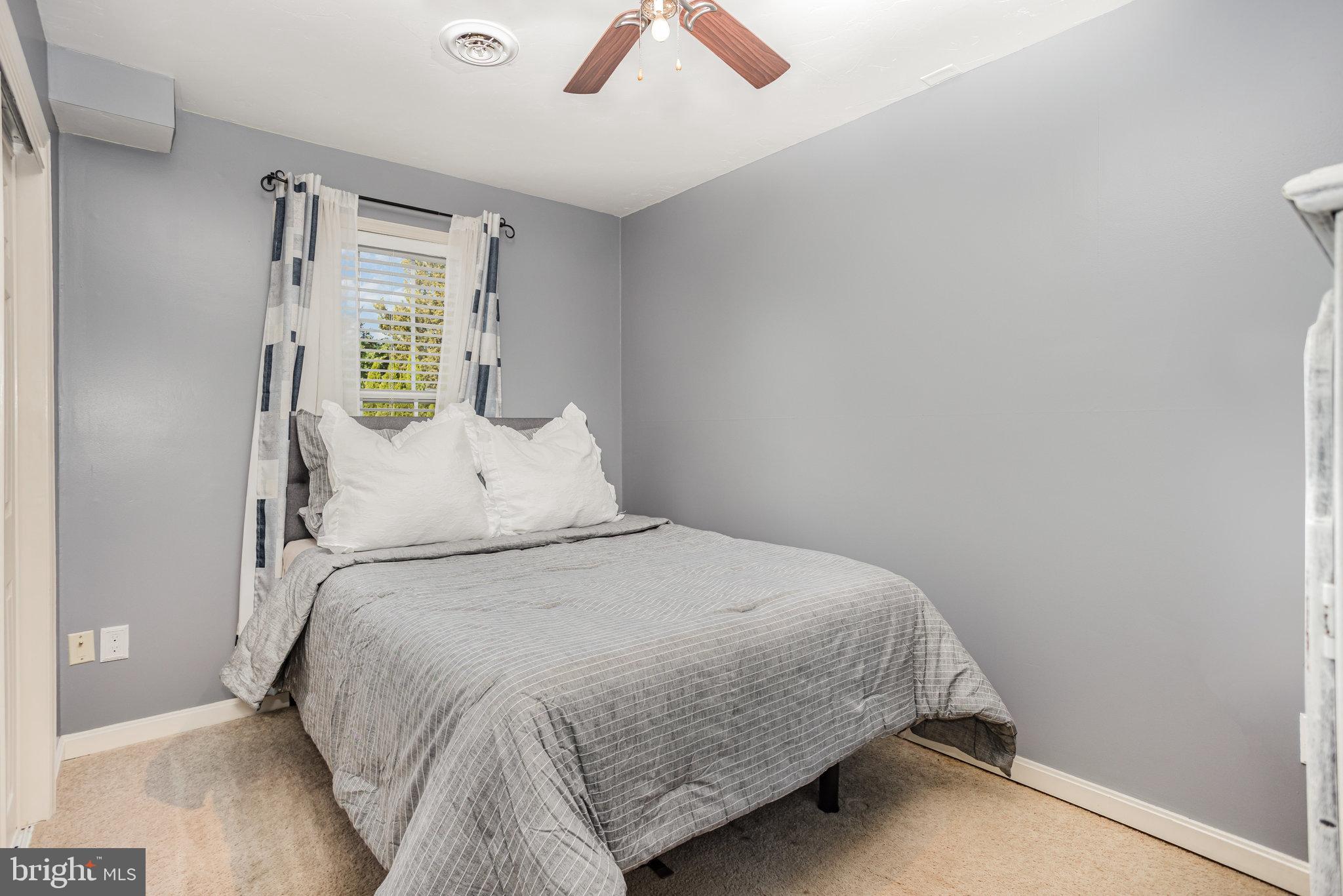 MCSHERRYSTOWN - Residential