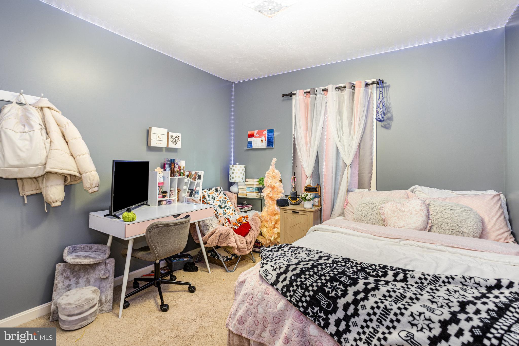 MCSHERRYSTOWN - Residential