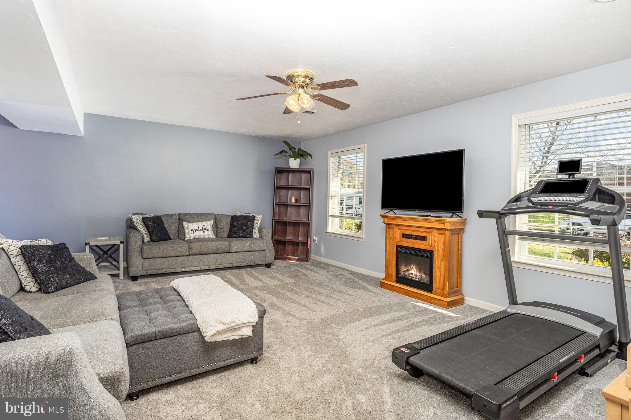 MCSHERRYSTOWN - Residential