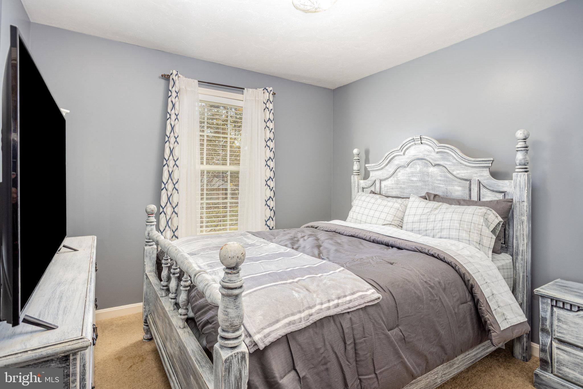 MCSHERRYSTOWN - Residential