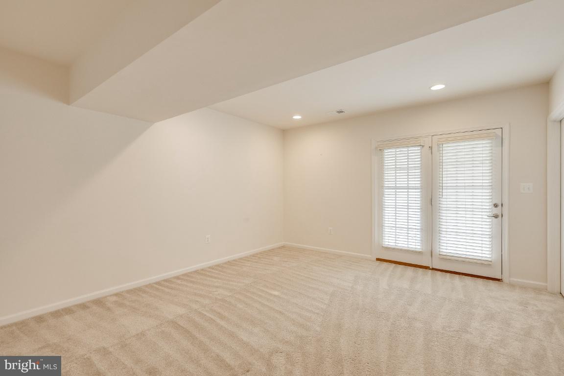 BEECH TREE EAST VILLAGE - Residential Lease