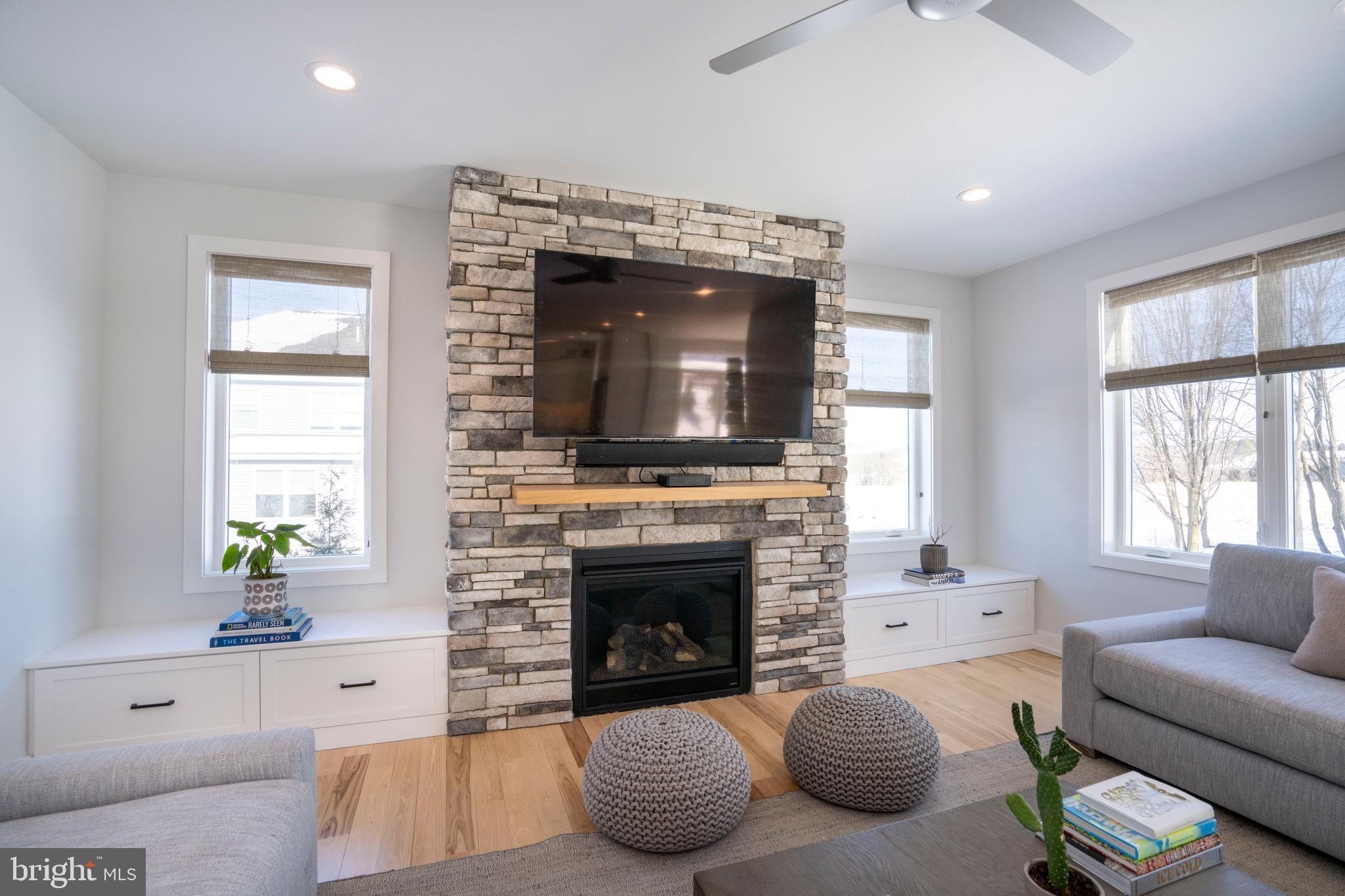 STEARNS CROSSING - Residential