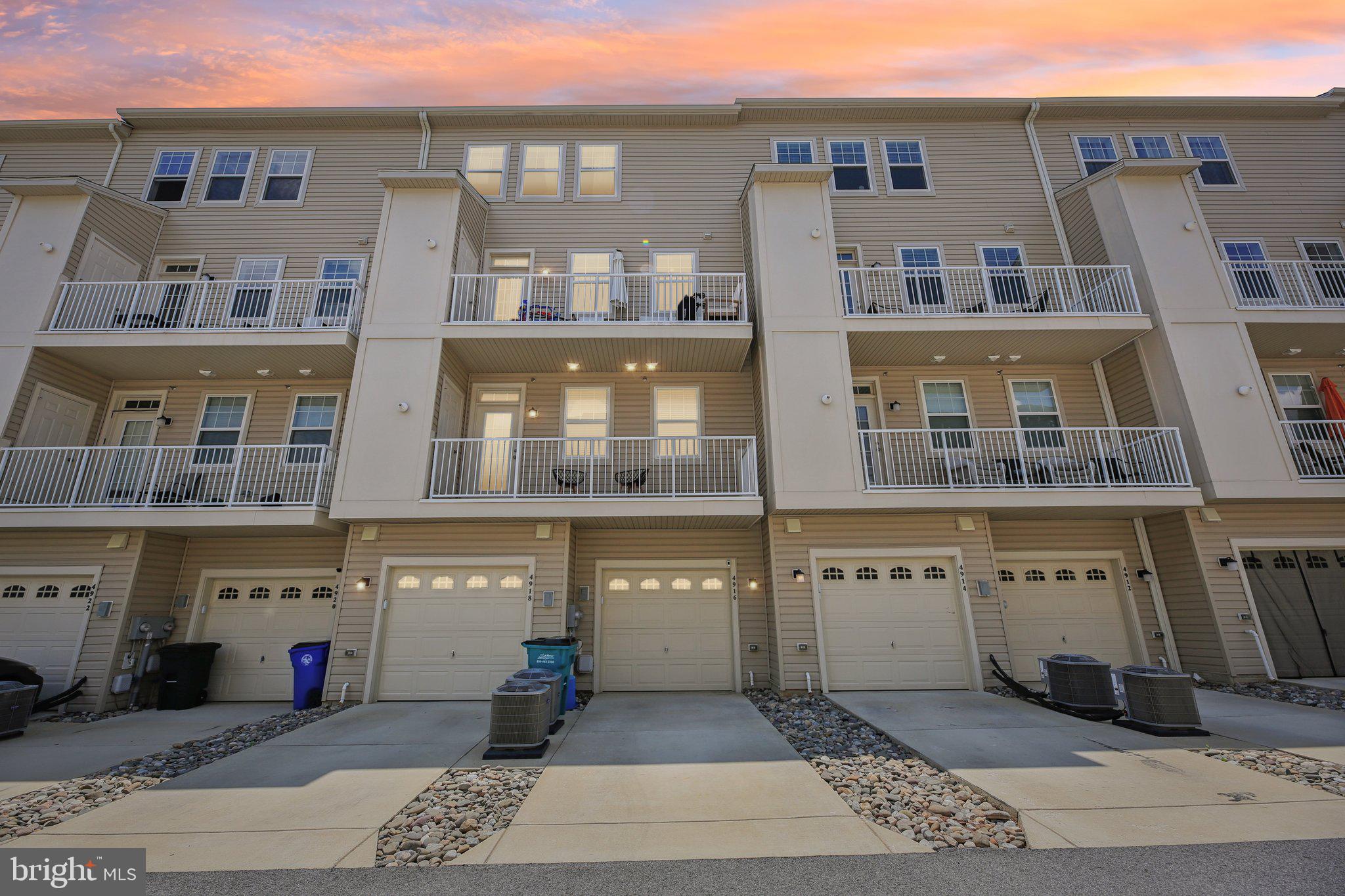 WESTVIEW SOUTH - Residential