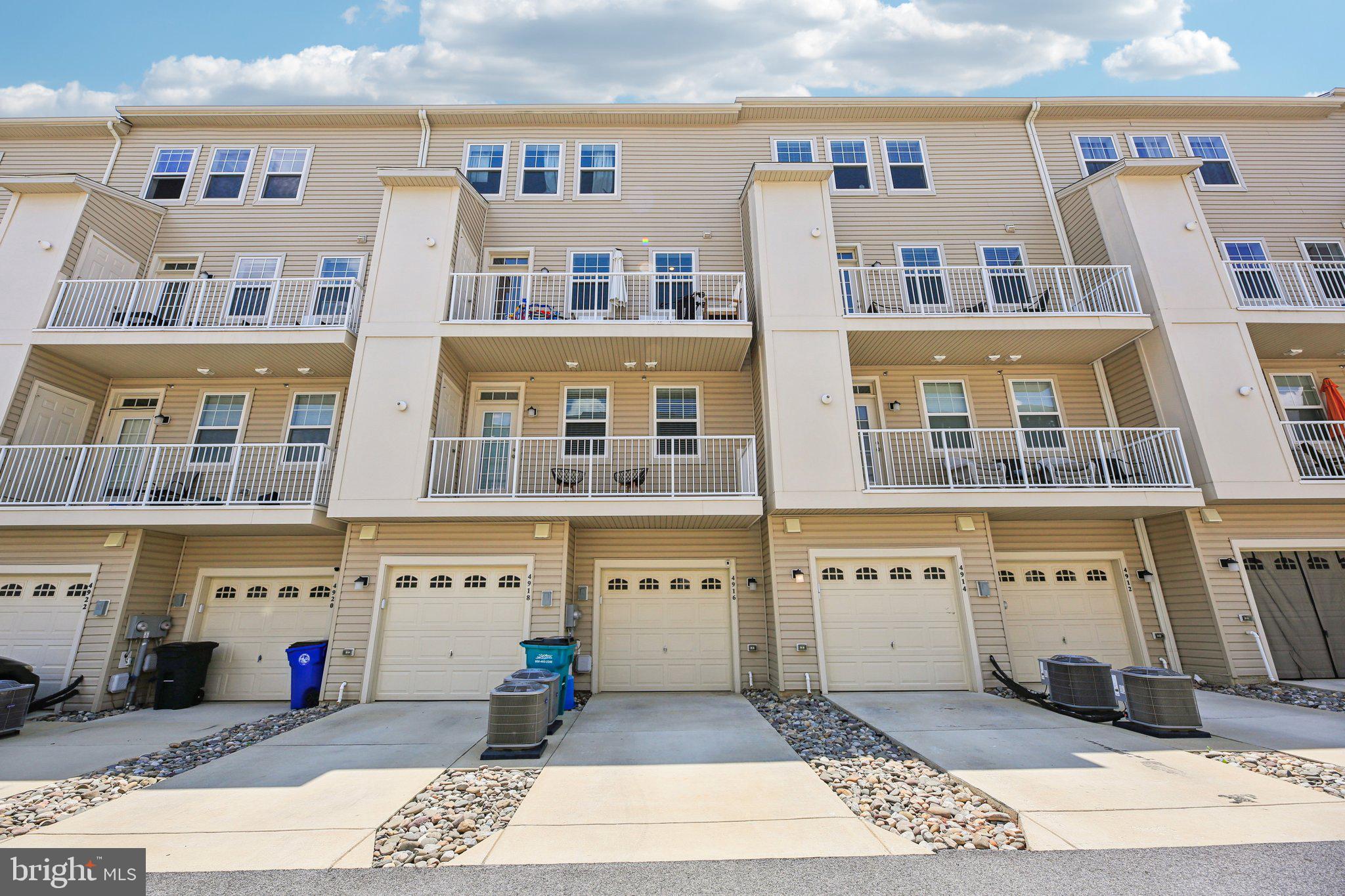 WESTVIEW SOUTH - Residential