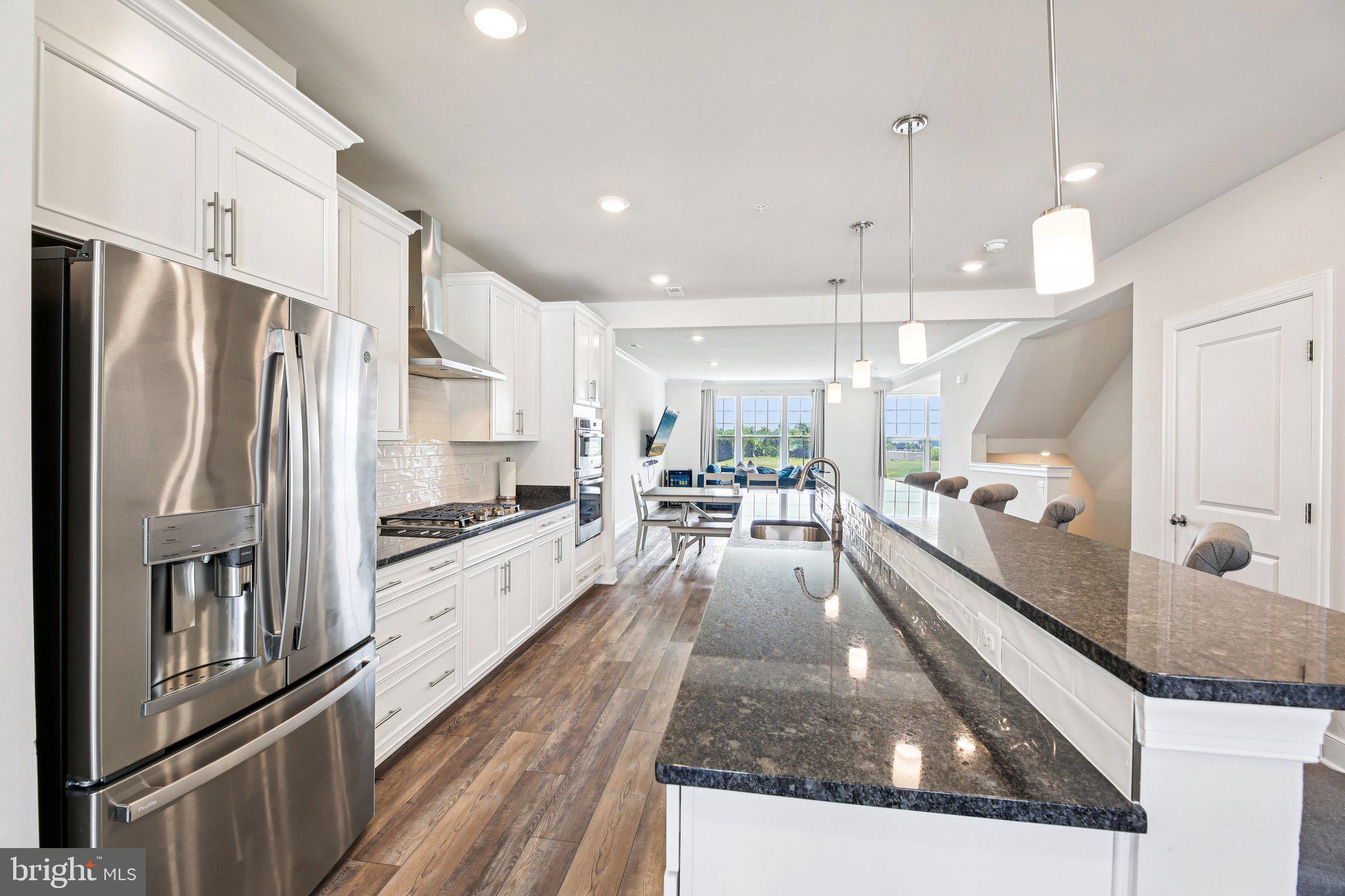 WESTVIEW SOUTH - Residential