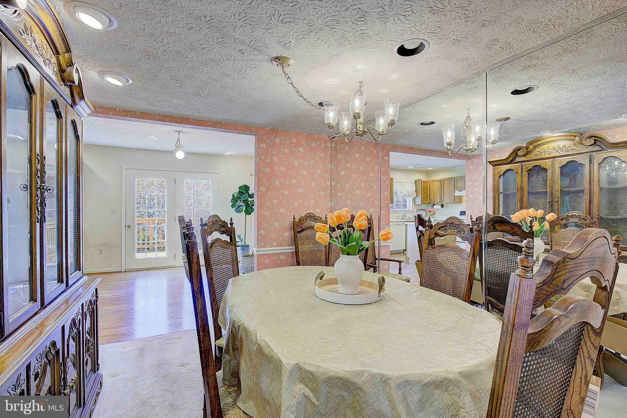 CAPETOWNE - Residential