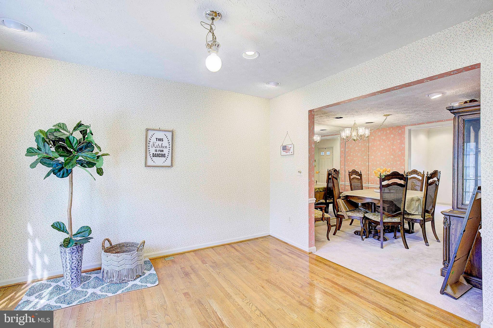 CAPETOWNE - Residential