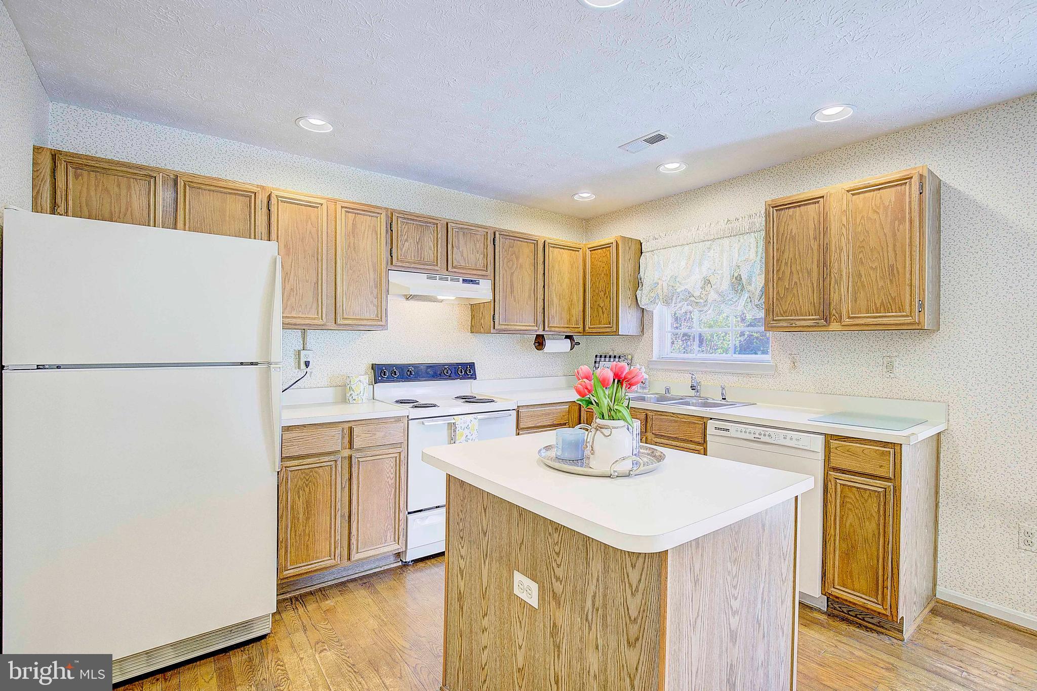 CAPETOWNE - Residential