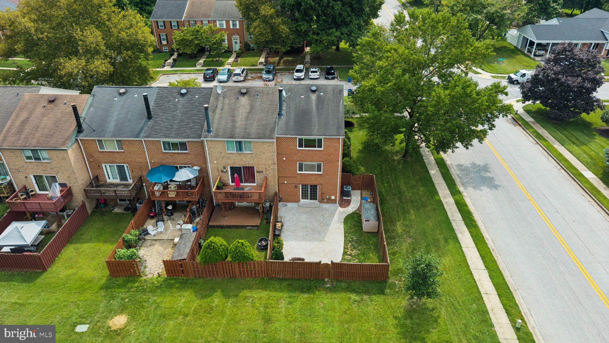 2 CROTONA COURT