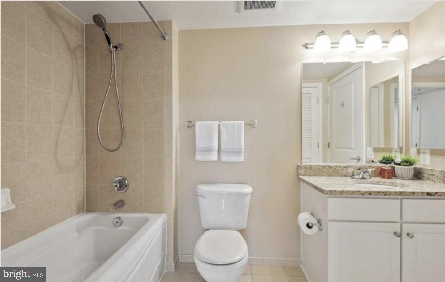 CARLTON HOUSE - Residential Lease