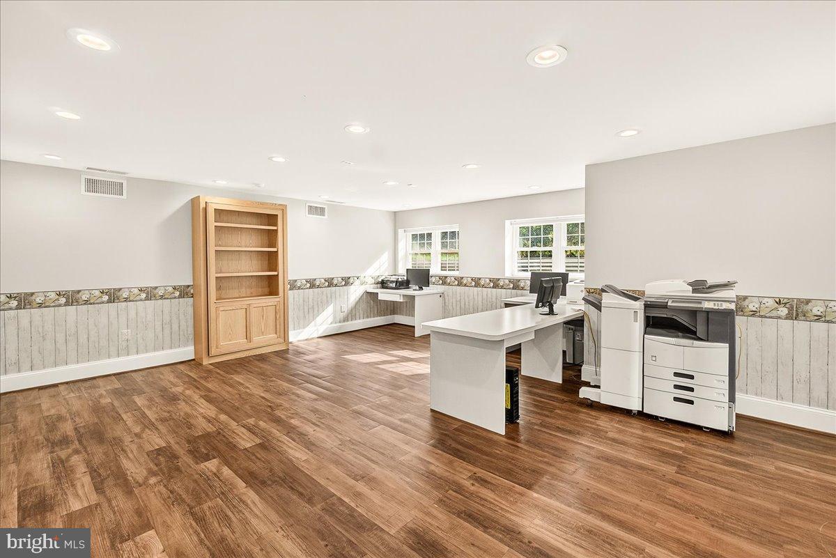 GREENRIDGE ACRES - Residential