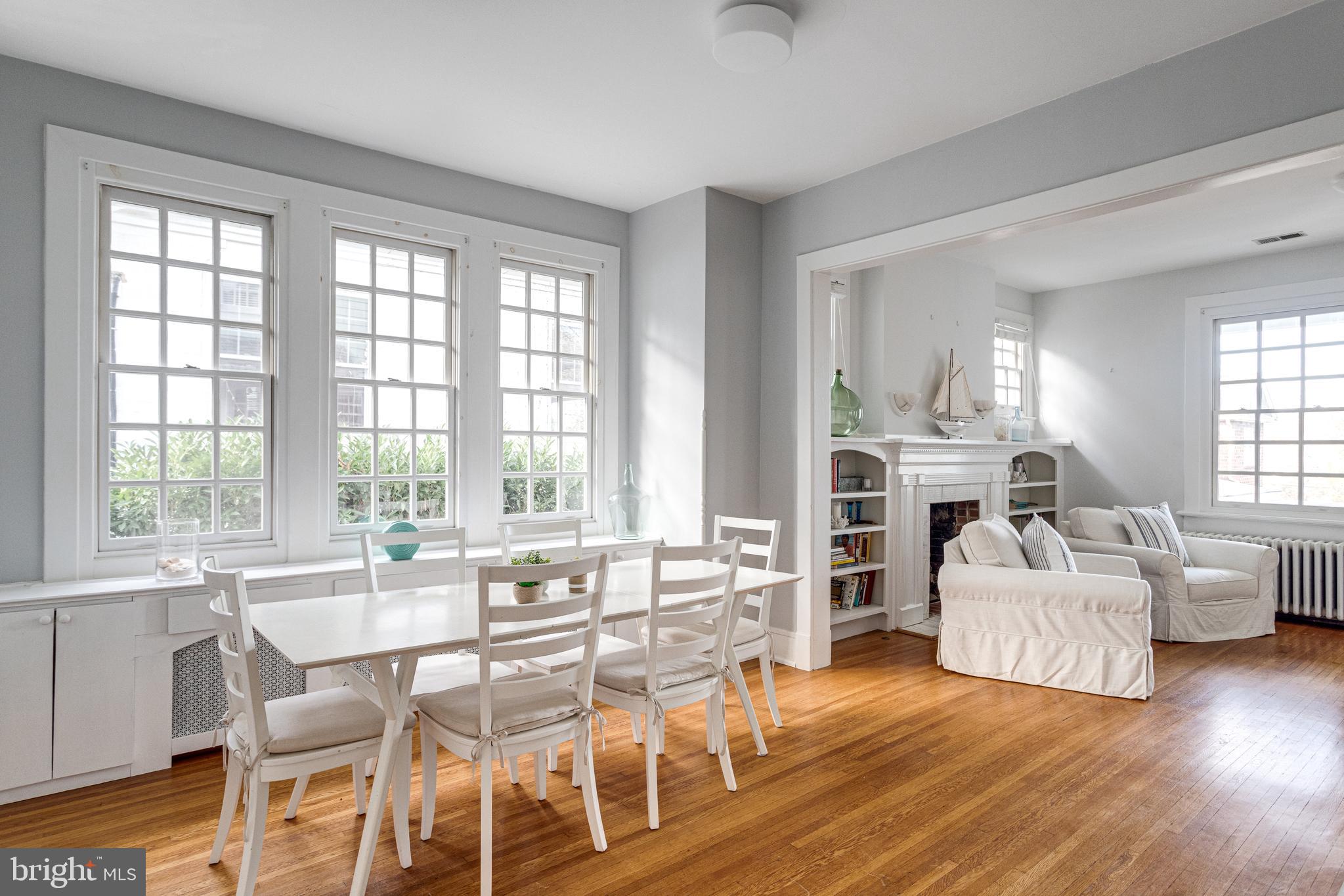 ROSEMONT PARK - Residential Lease