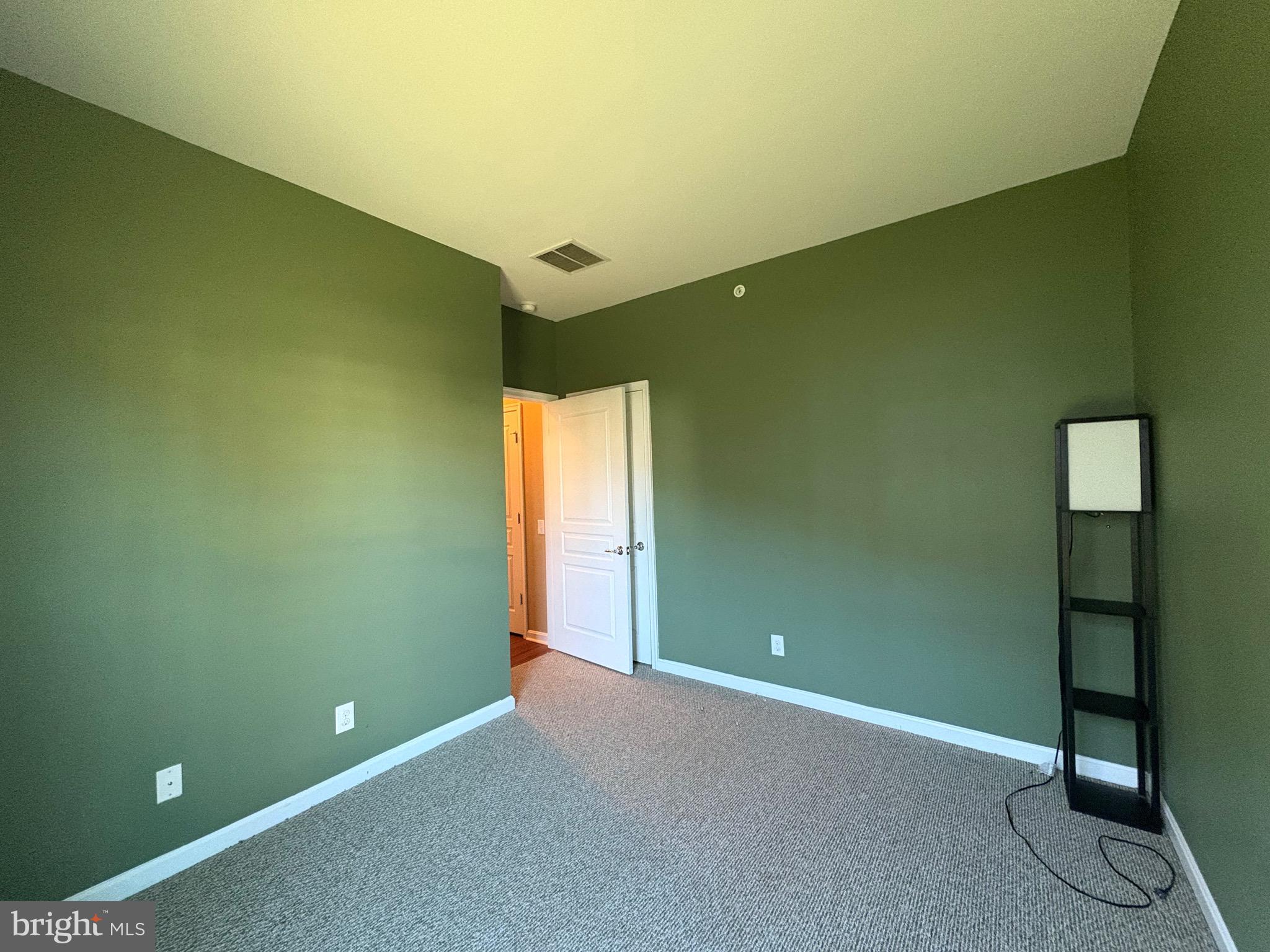 APPLECROSS - Residential Lease