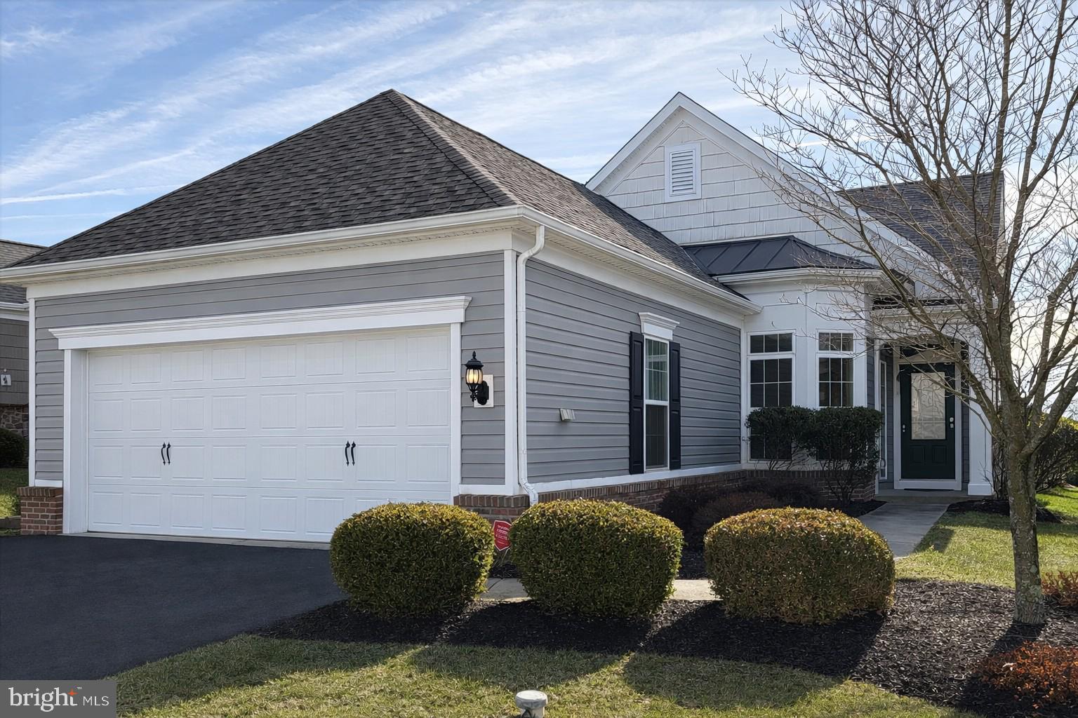 APPLECROSS - Residential Lease