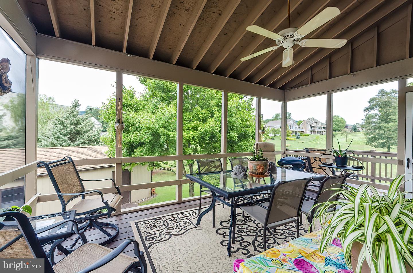 THE WOODS RESORT - Residential