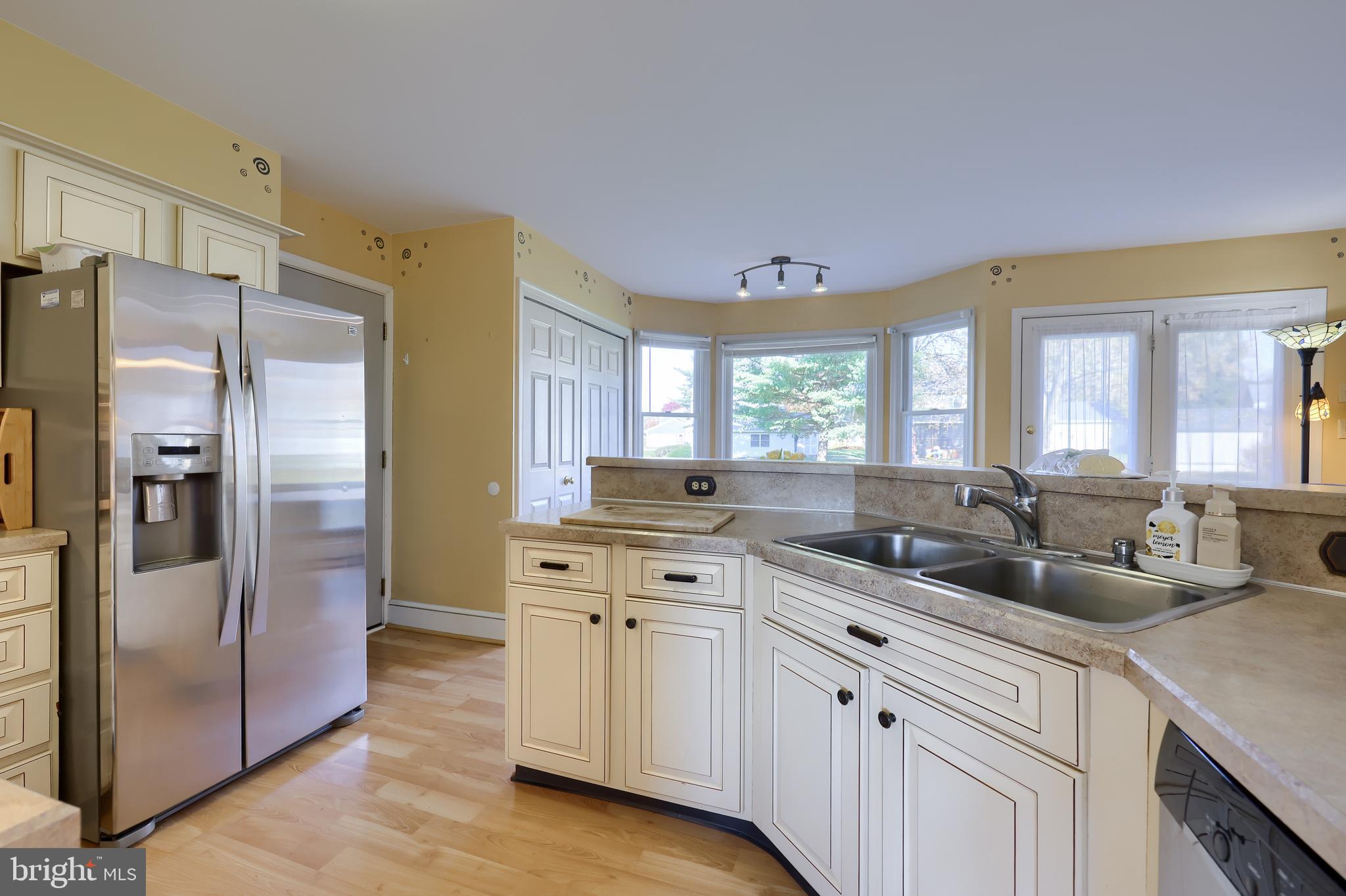MEADOWS EDGE - Residential