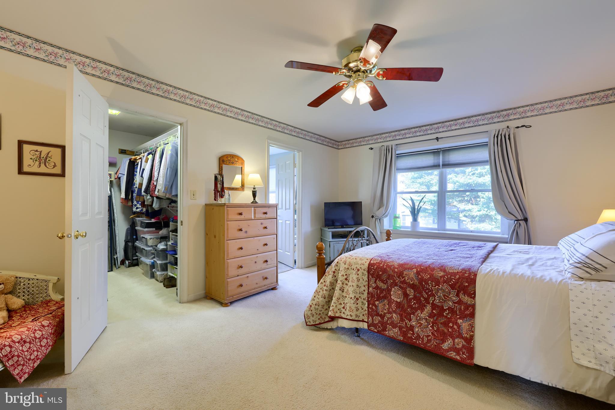 MEADOWS EDGE - Residential