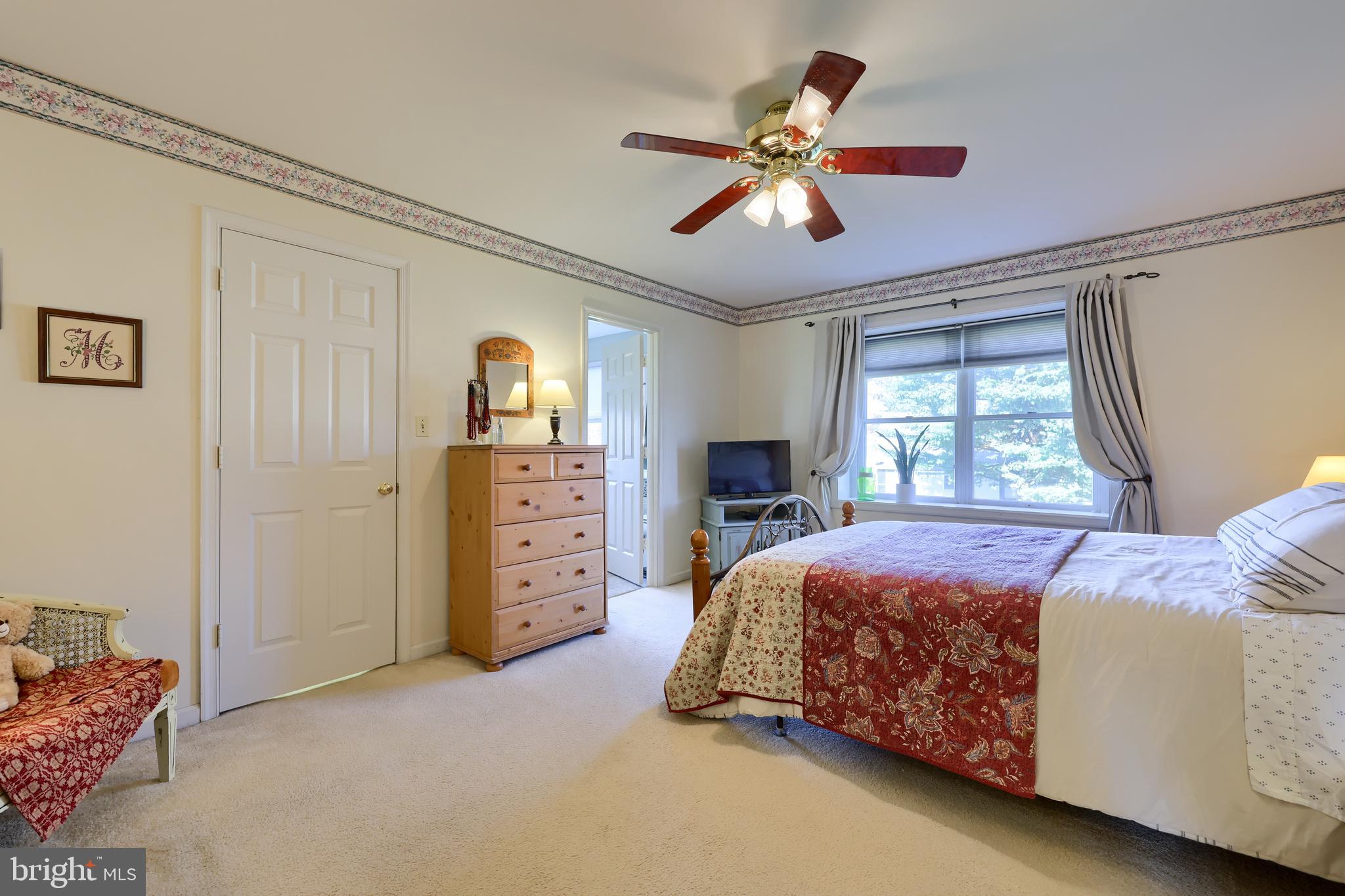 MEADOWS EDGE - Residential