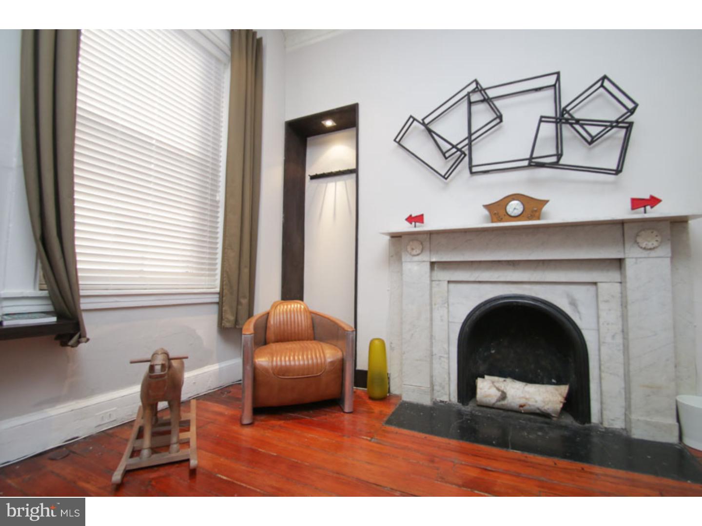 RITTENHOUSE SQUARE - Residential Income