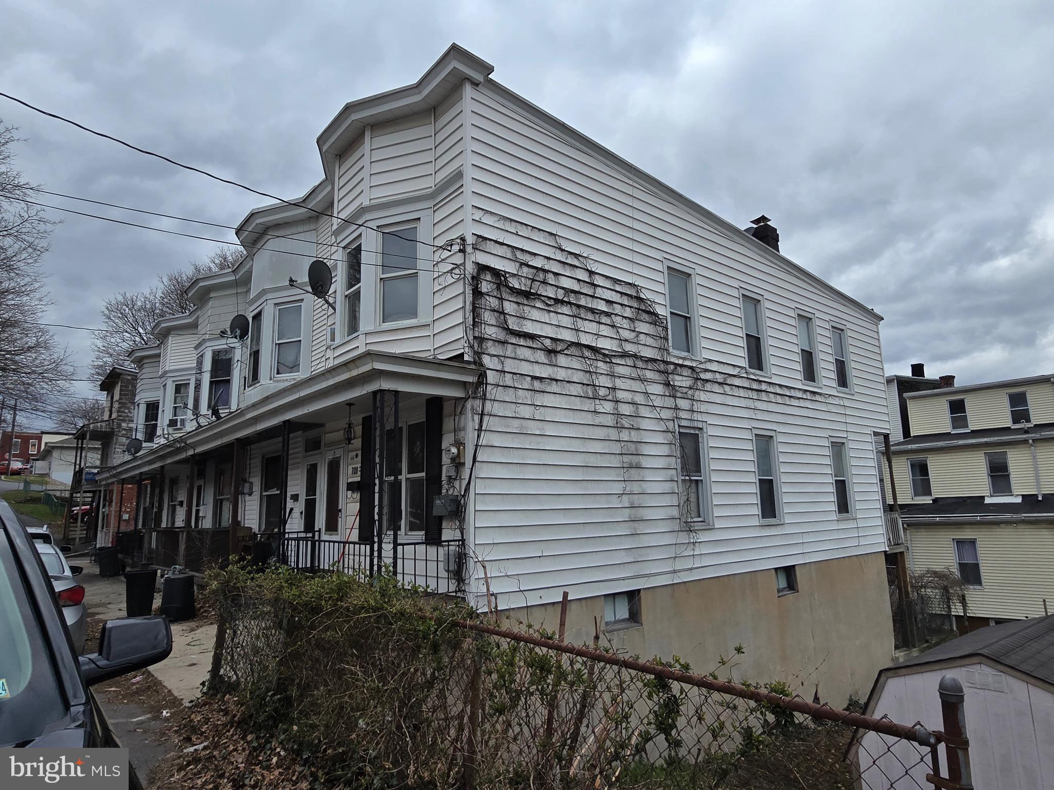 720 MINE STREET