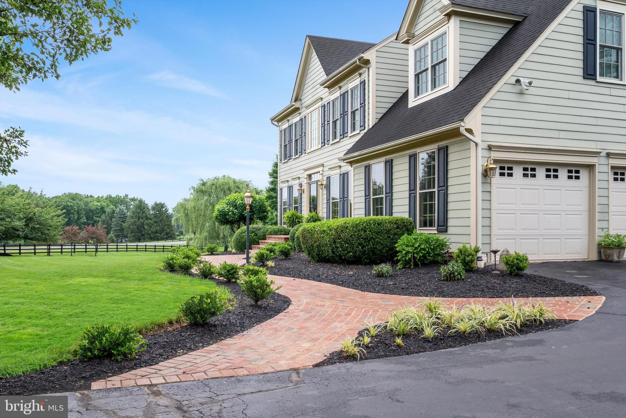 36565 INNISBROOK CIRCLE