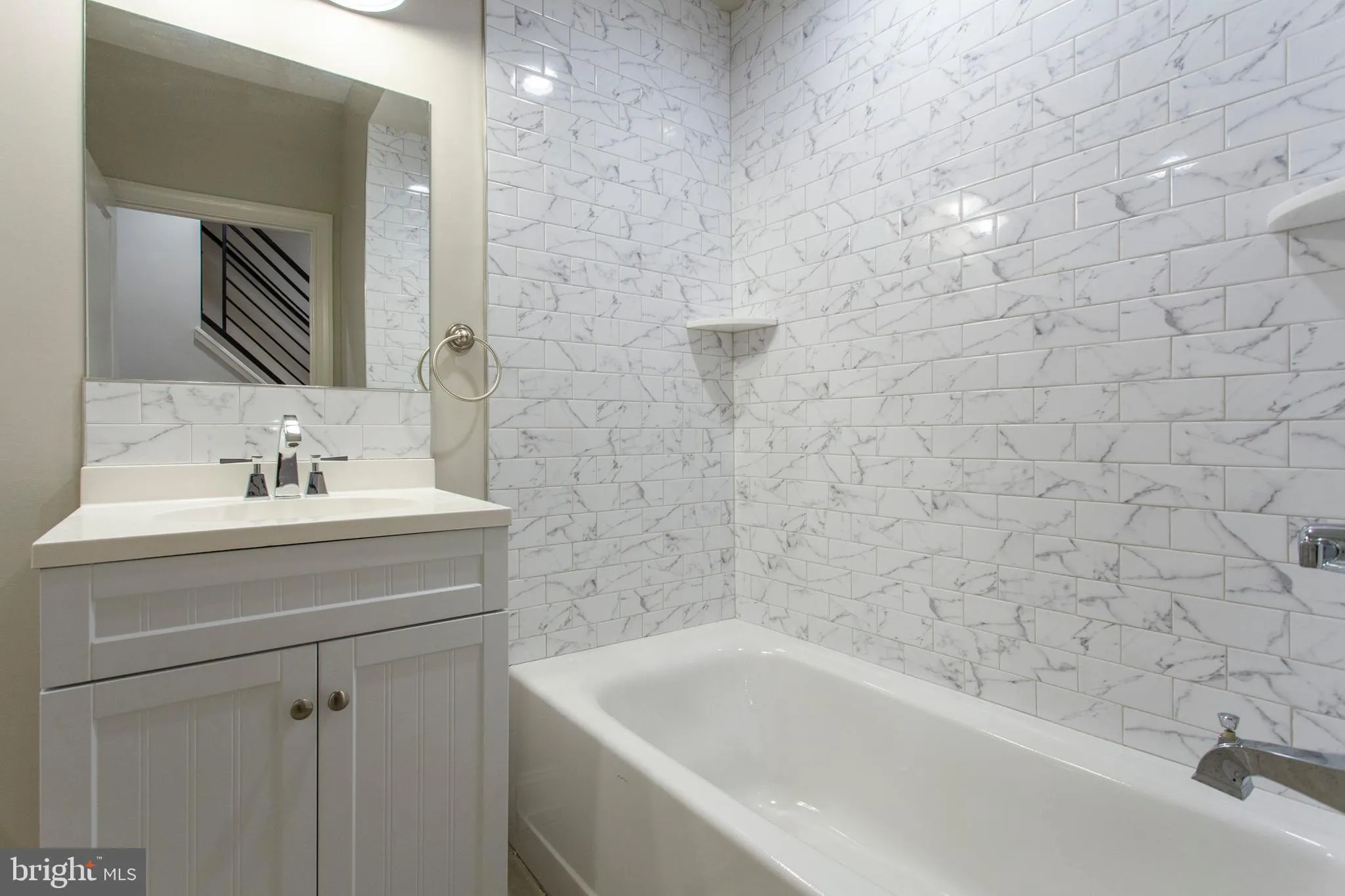 Philadelphia, Pennsylvania 19146, United States, 3 Bedrooms Bedrooms, ,3 BathroomsBathrooms,Residential,Pending,102595
