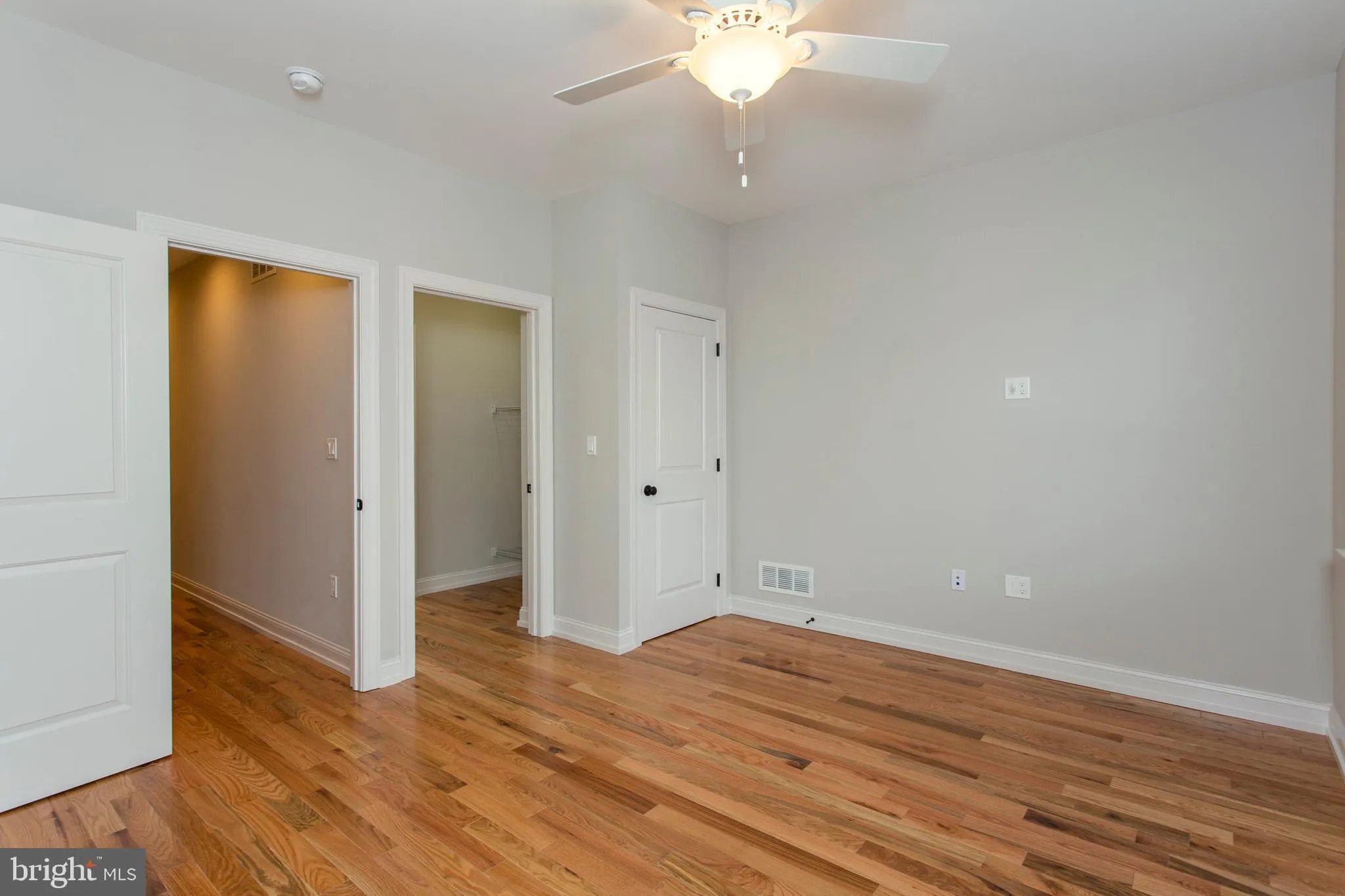 Philadelphia, Pennsylvania 19146, United States, 3 Bedrooms Bedrooms, ,3 BathroomsBathrooms,Residential,Pending,102595
