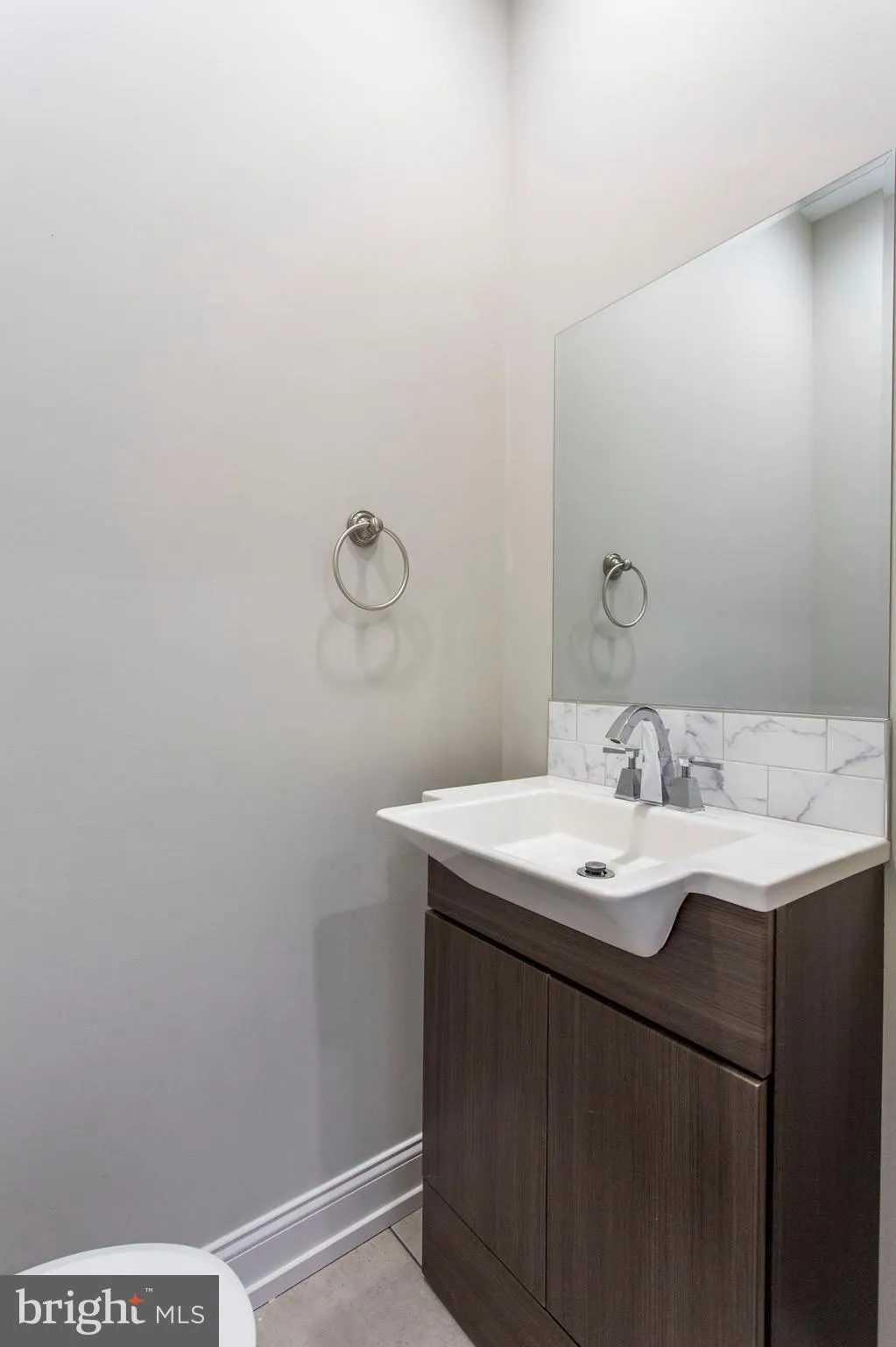 Philadelphia, Pennsylvania 19146, United States, 3 Bedrooms Bedrooms, ,3 BathroomsBathrooms,Residential,Pending,102595