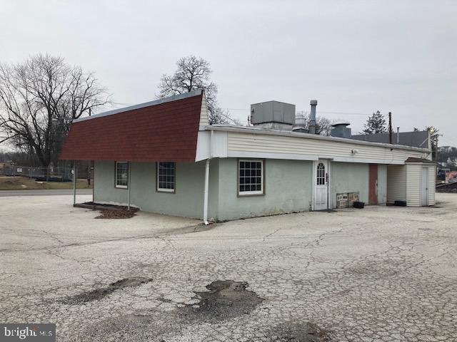 623 SCHUYLKILL ROAD