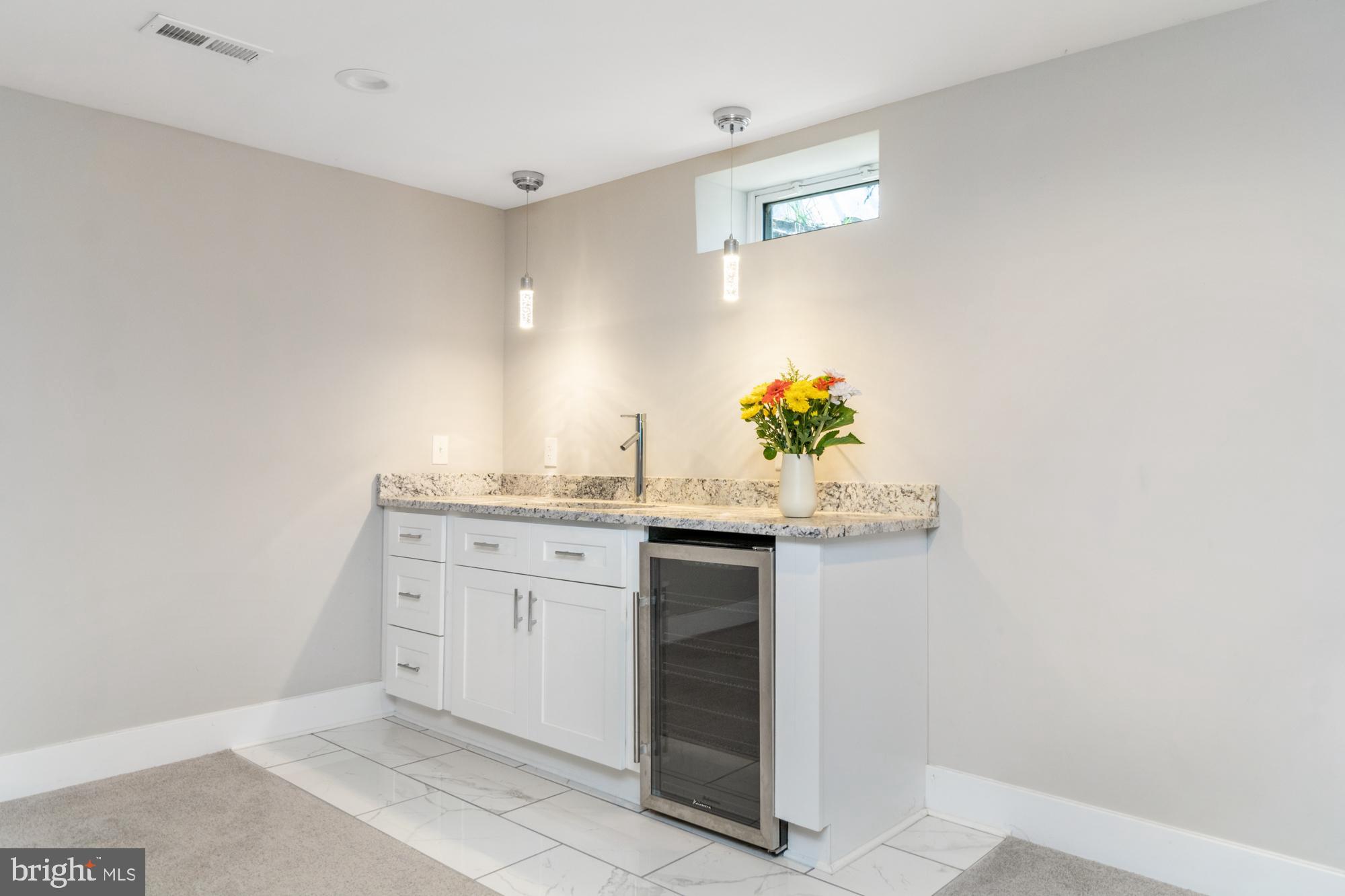 SPRINGDALE - Residential Lease
